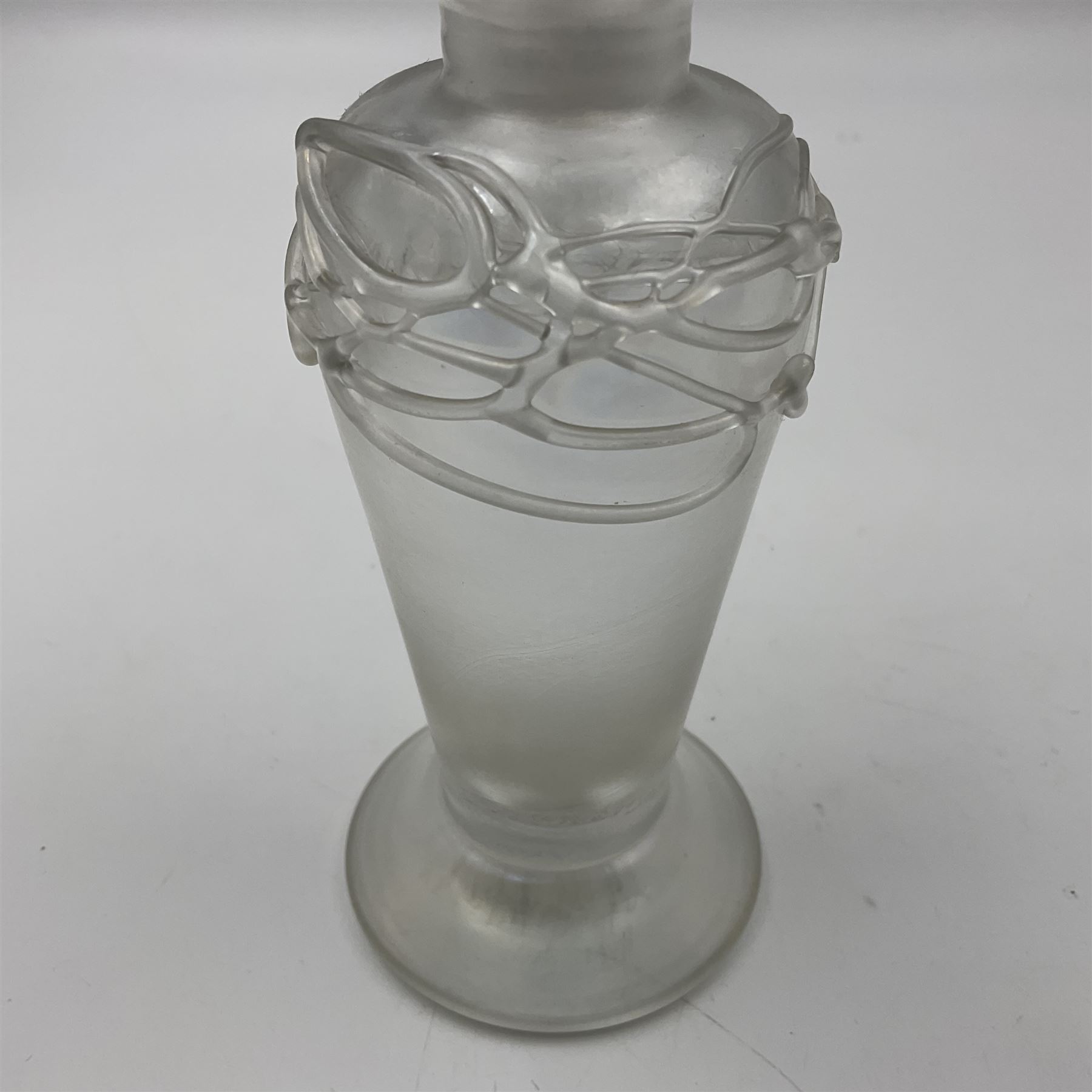 20th Century studio glass Okra Jack in the Pulpit vase - Image 15 of 16