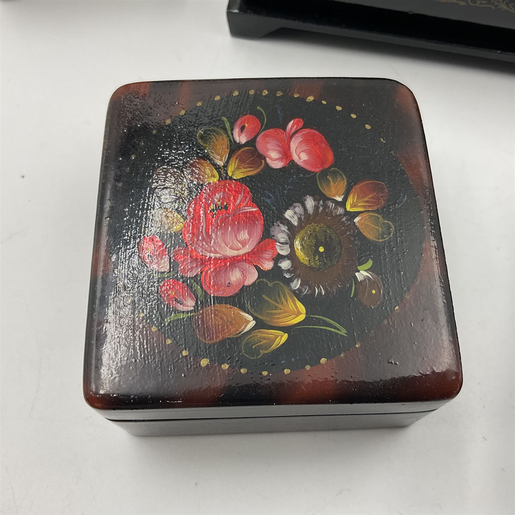 20th century Russian black lacquered papier Mache boxes - Image 3 of 12