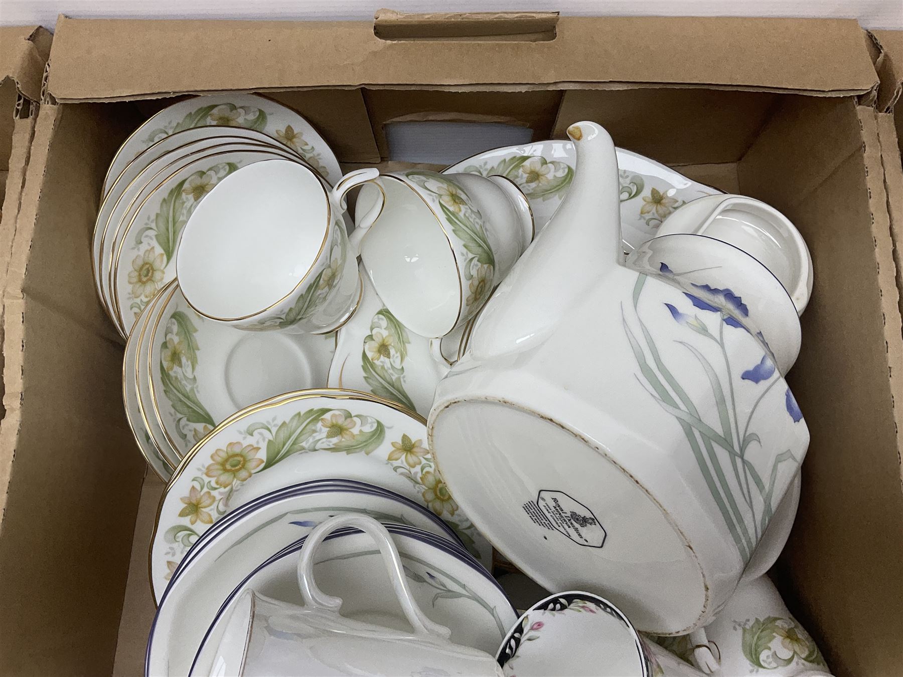 Royal Doulton Minerva pattern tea wares - Image 6 of 12