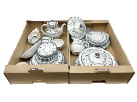 Royal Doulton Cambridge pattern tea and dinner wares