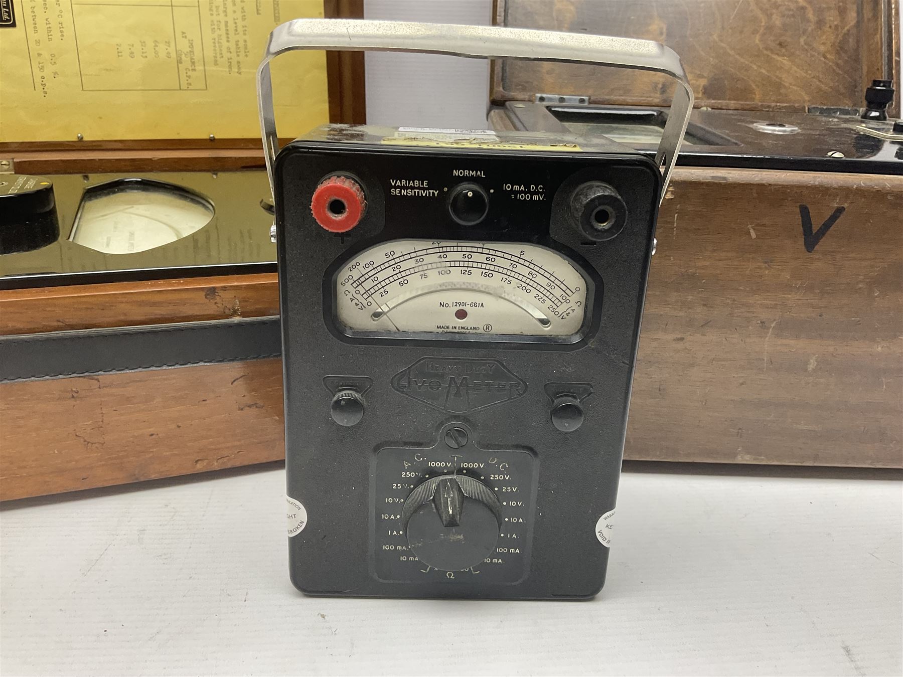 Cambridge Scientific Instrument Co voltmeter - Image 2 of 8