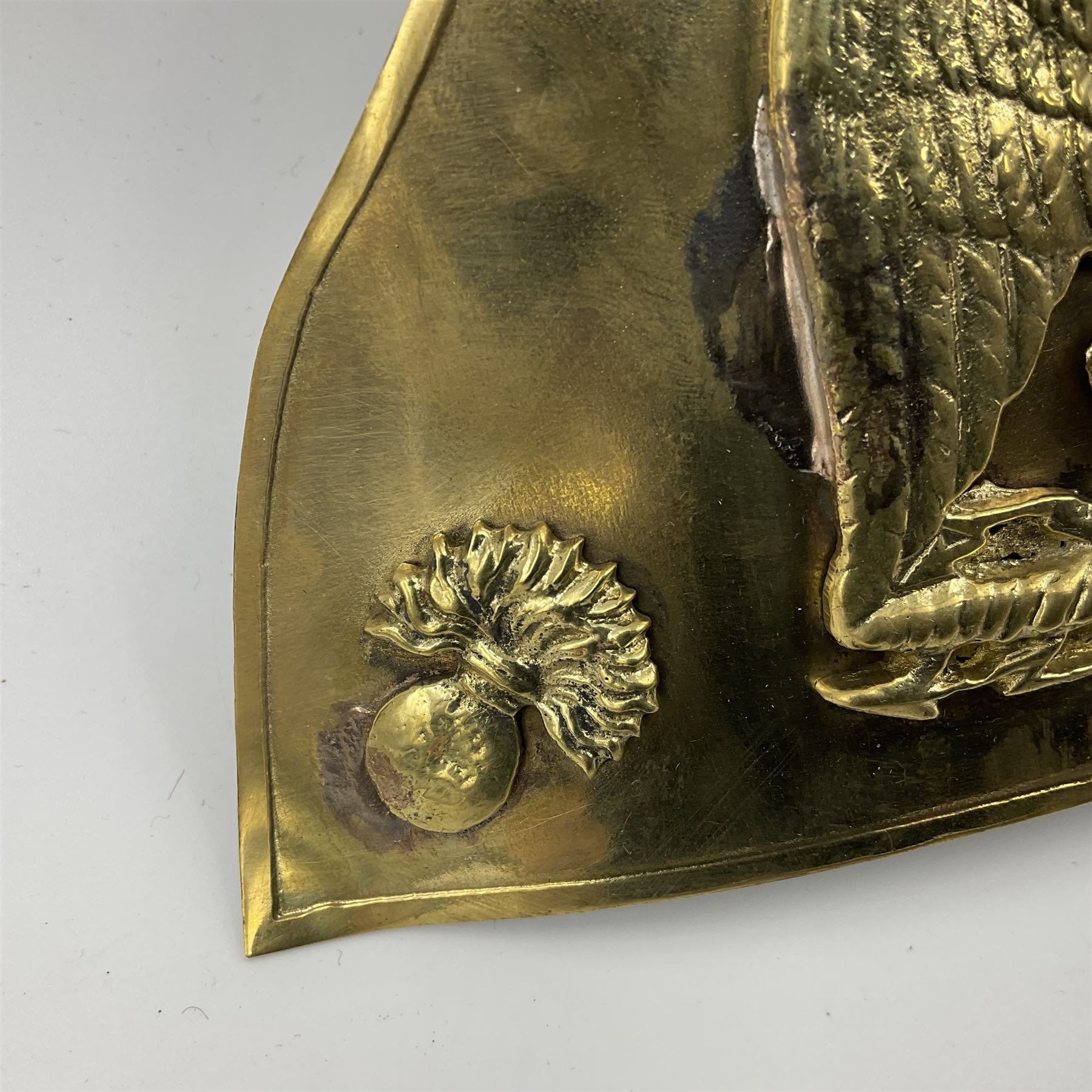 Reproduction helmet plate - Image 4 of 7