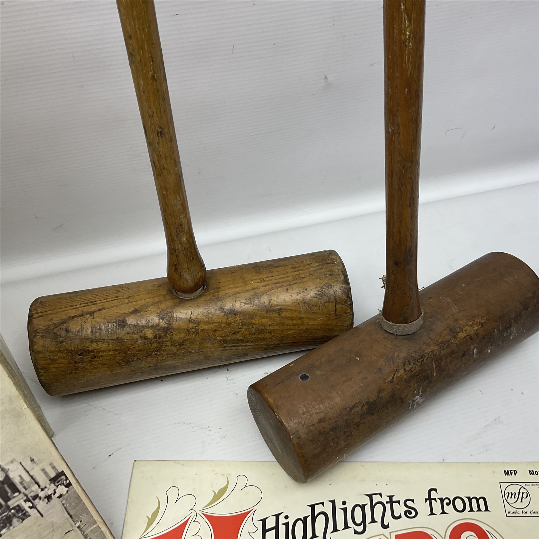 Two wooden croquet mallets together with cased records - Image 2 of 6
