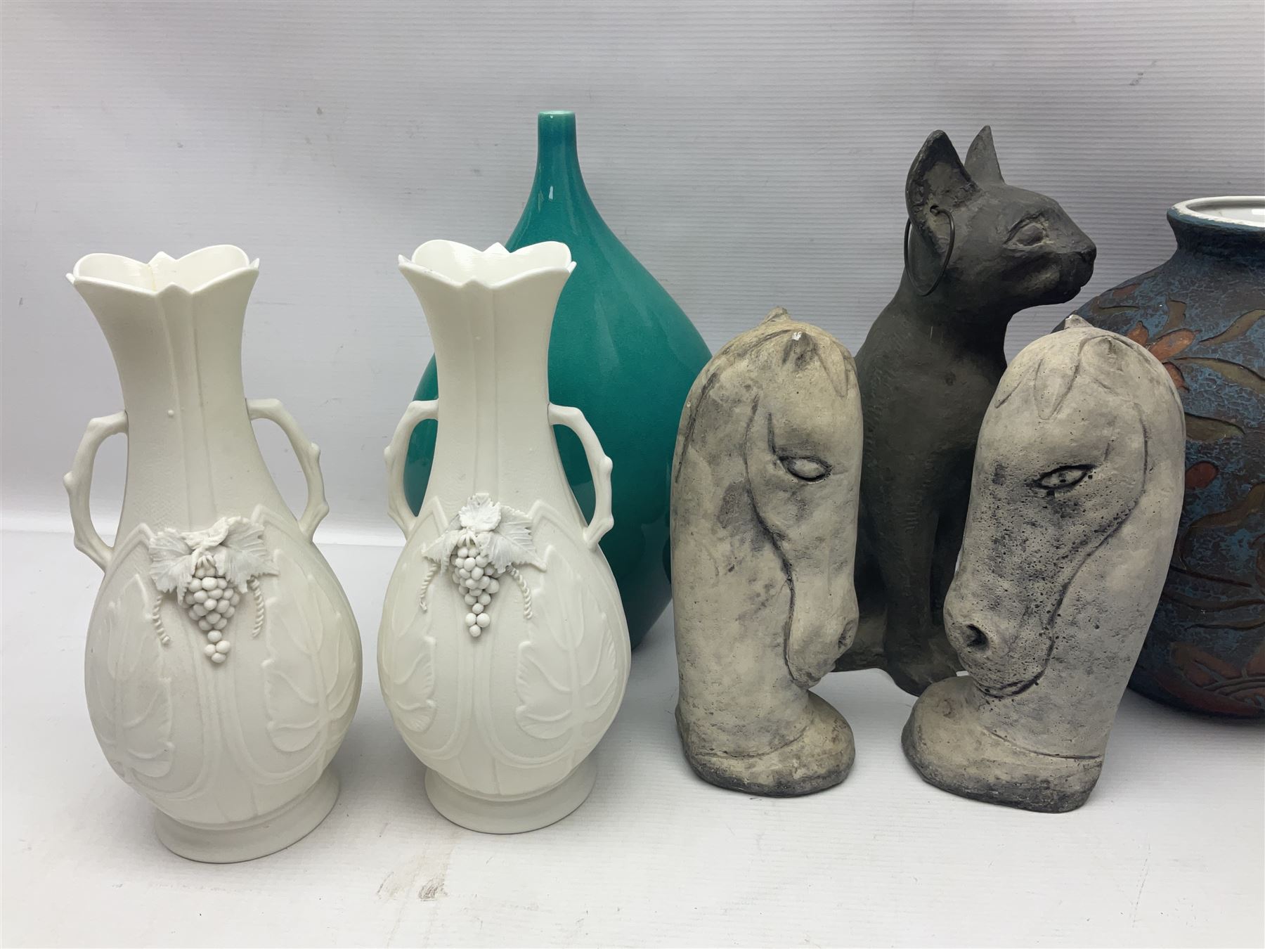 Studio pottery - Image 5 of 8