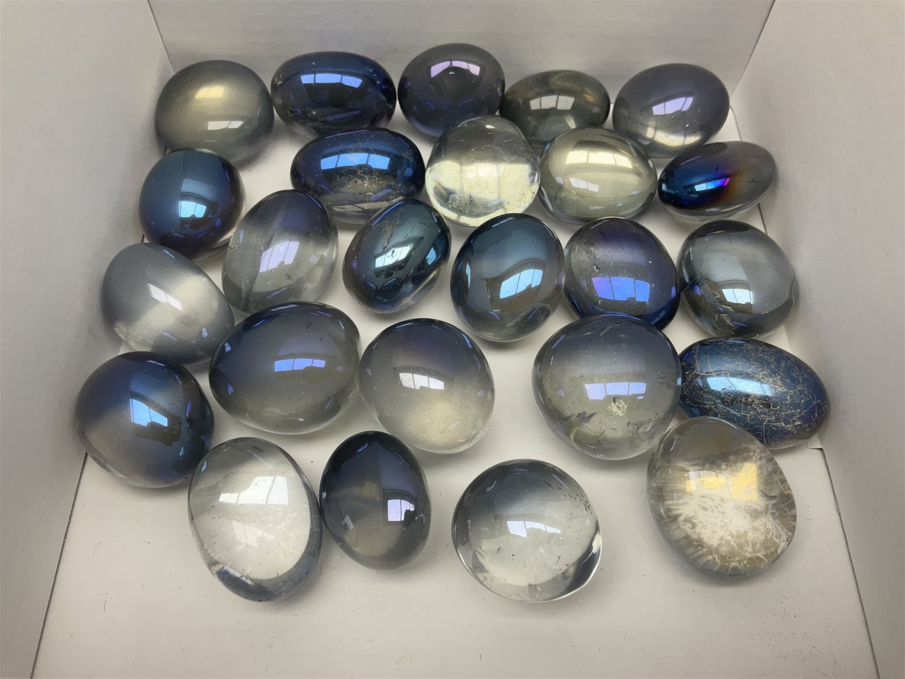 Collection of blue angle aura quartz tumble stones - Image 2 of 3