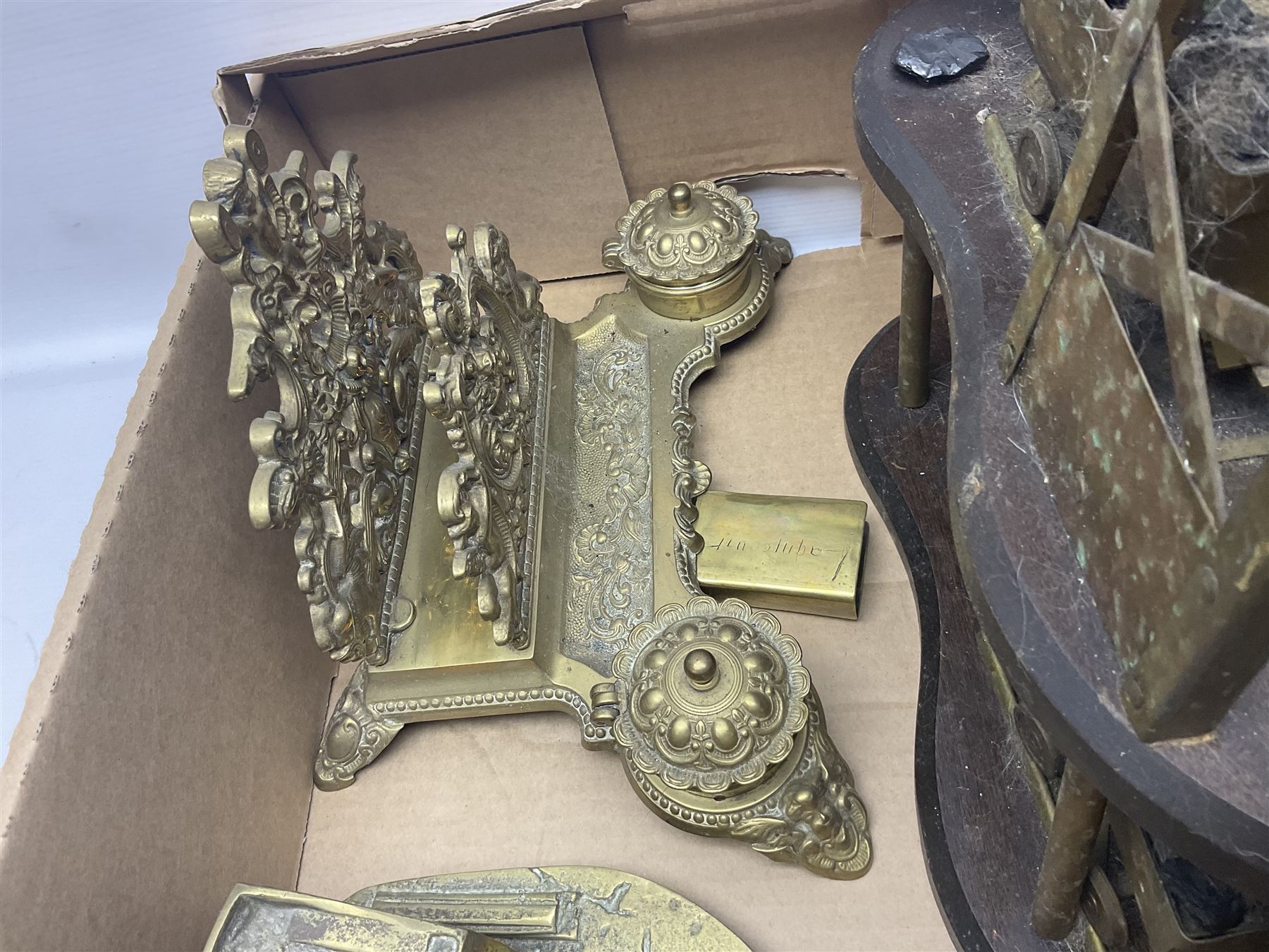 Ornate brass inkwell and letter rack - Image 3 of 10