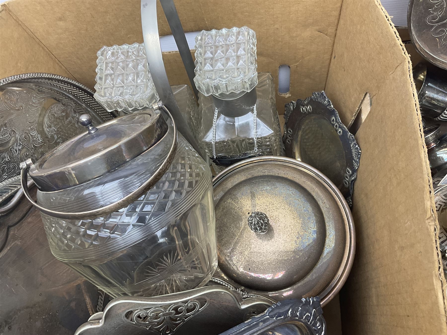 Large collection of silver plate - Image 7 of 7