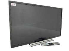 Toshiba - 32" LCD TV with remote