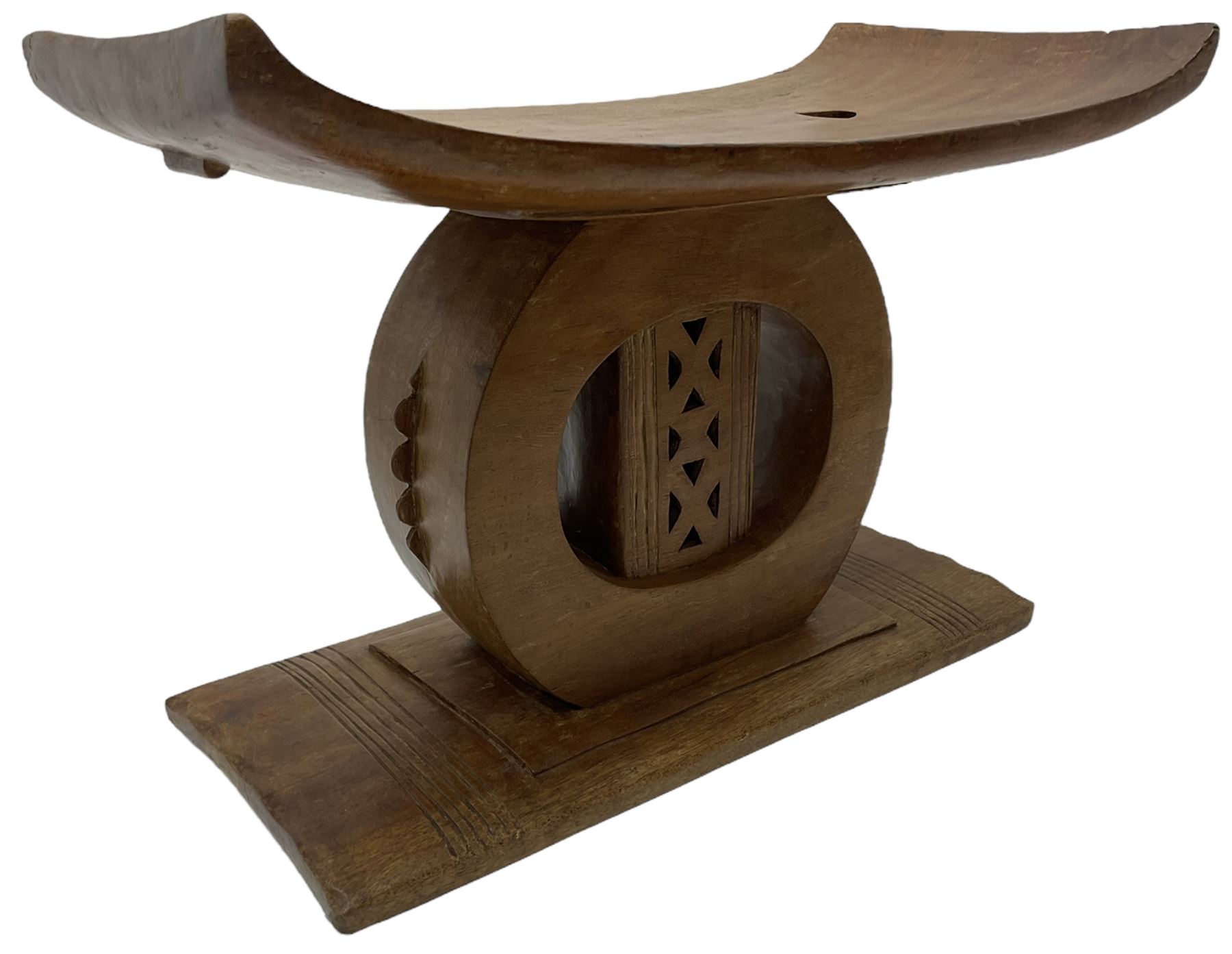 20th century African Ashanti hardwood stool - Image 9 of 10