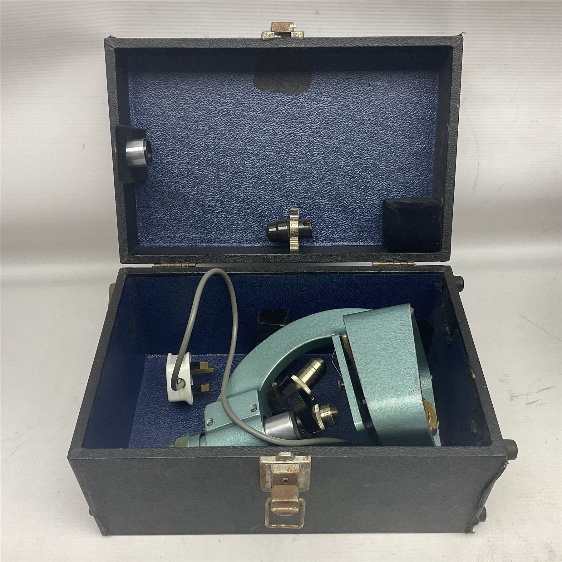 Four microscopes - Image 11 of 25