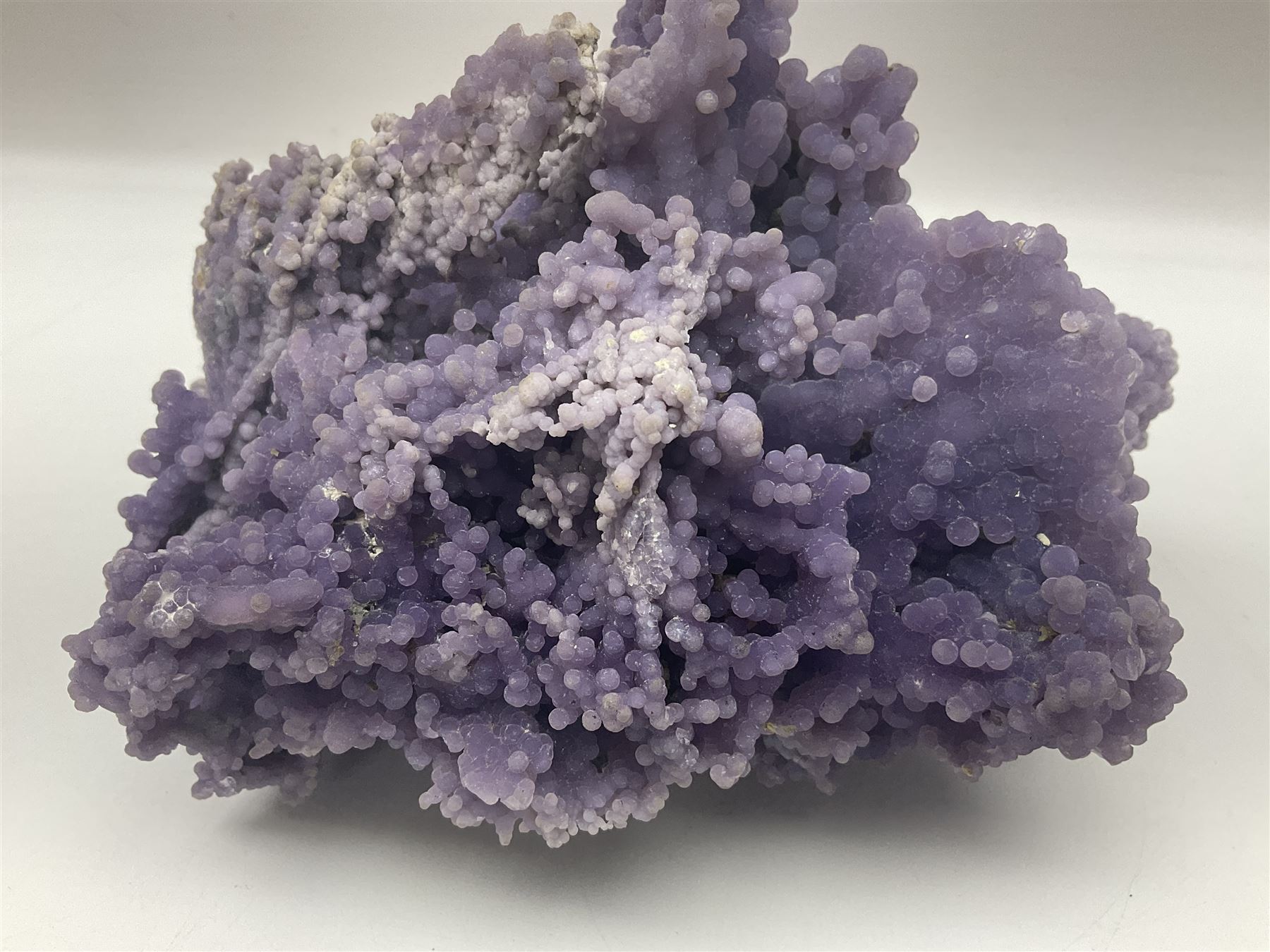 Grape agate cluster - Image 4 of 9