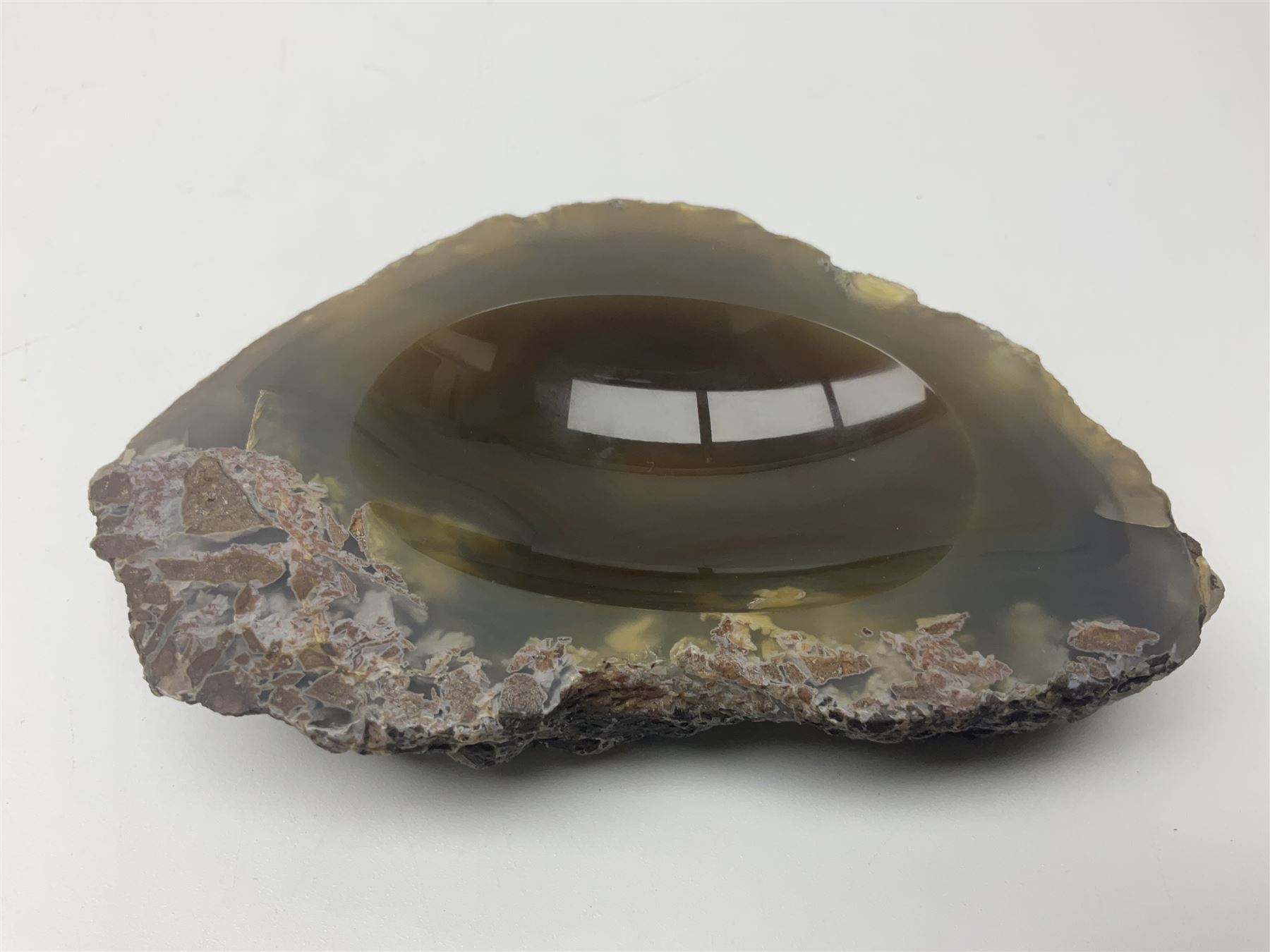 Polished tigers eye dish - Image 2 of 9