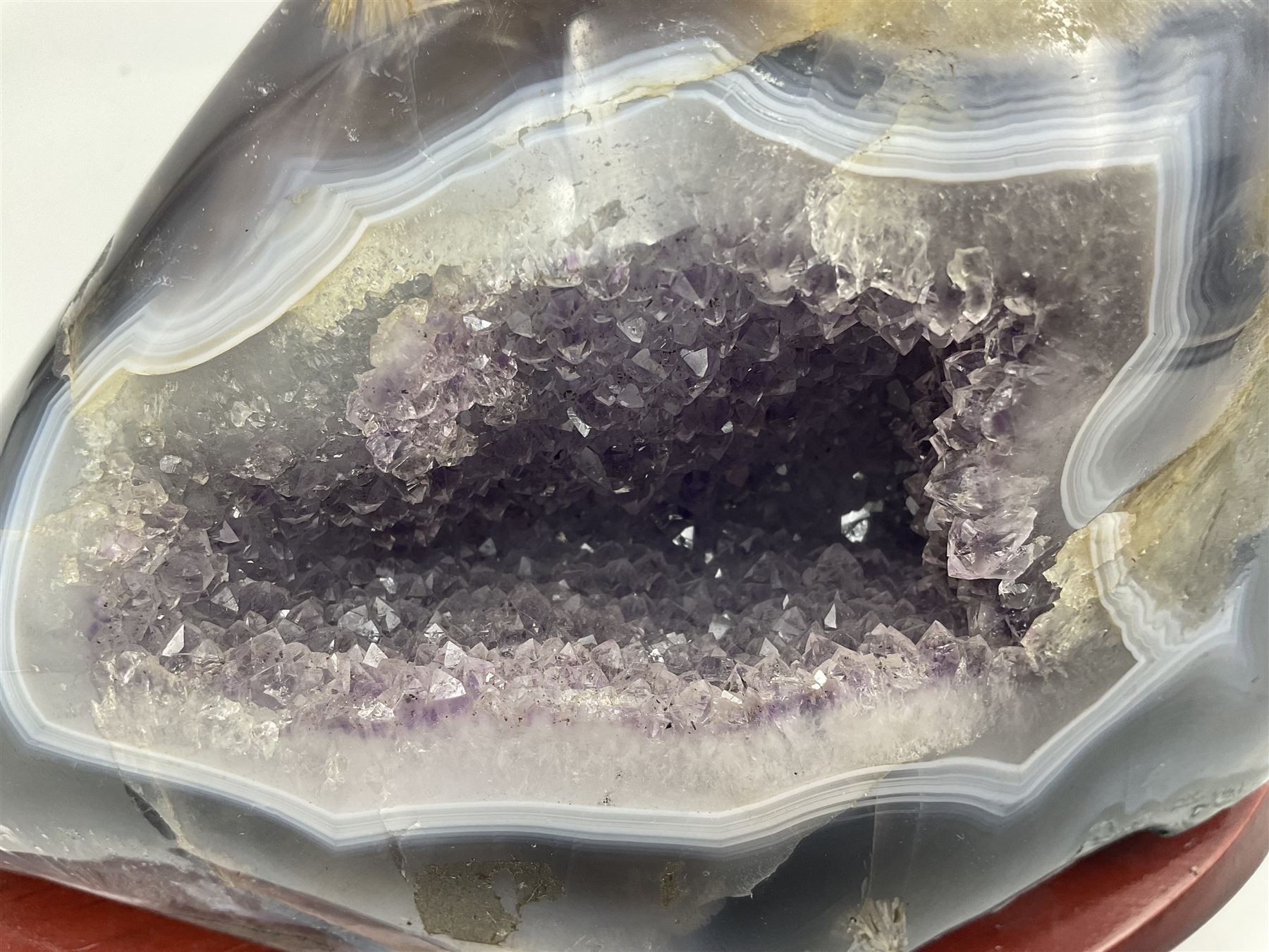 Amethyst crystal geode cluster - Image 2 of 8