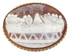 9ct gold cameo brooch depicting The Last Supper