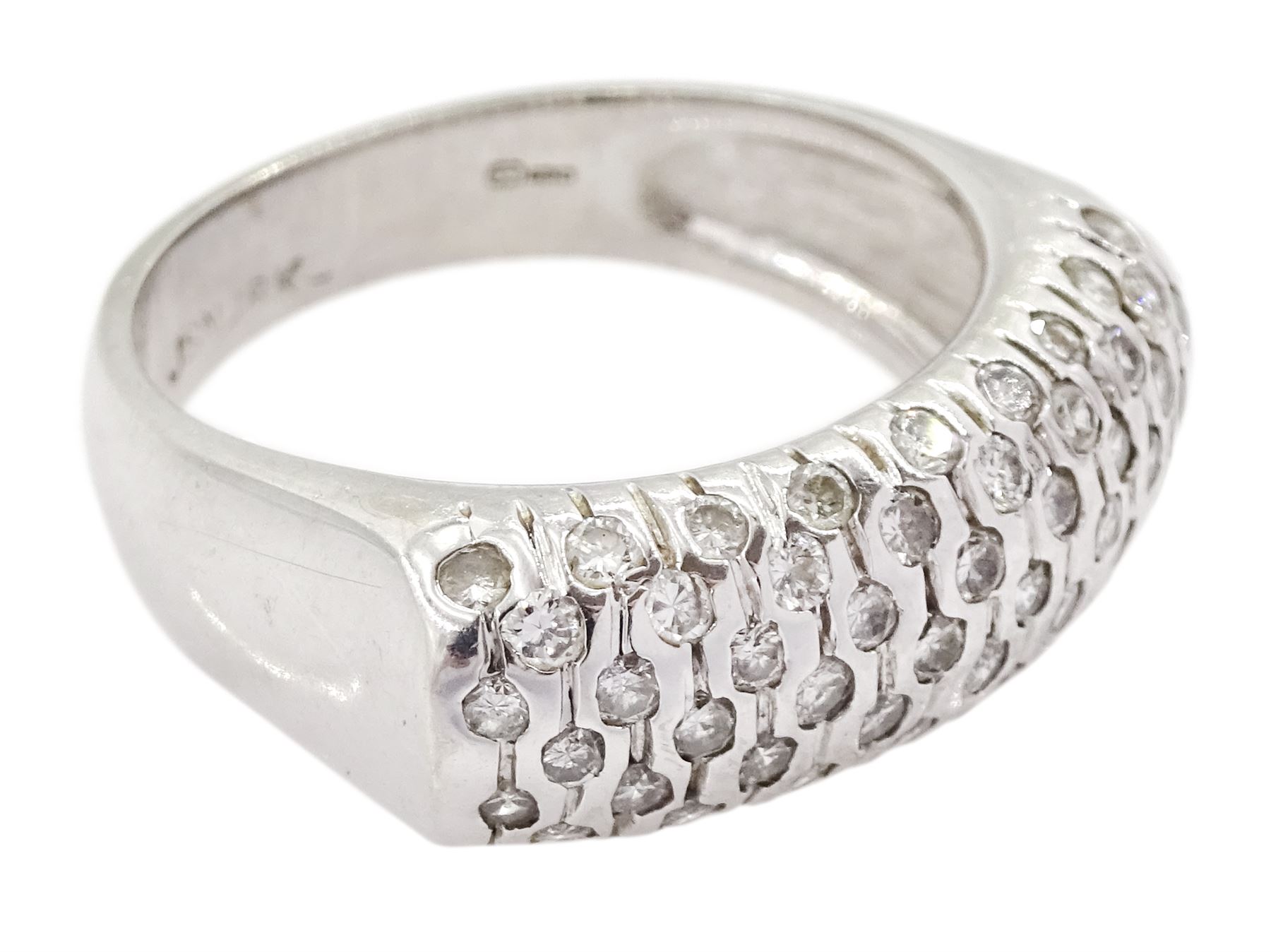 18ct white gold diamond set dress ring - Image 3 of 7