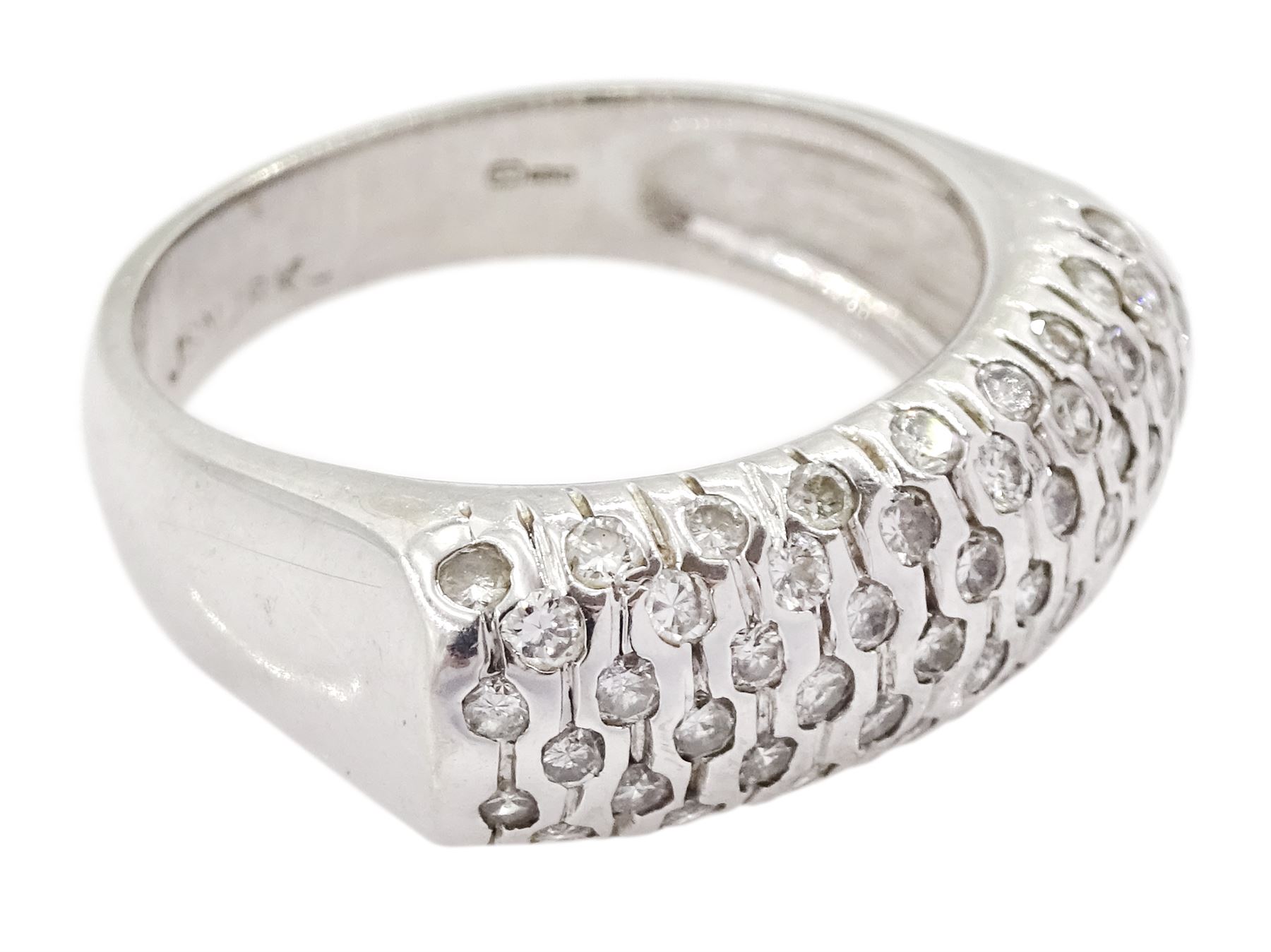 18ct white gold diamond set dress ring - Image 6 of 7