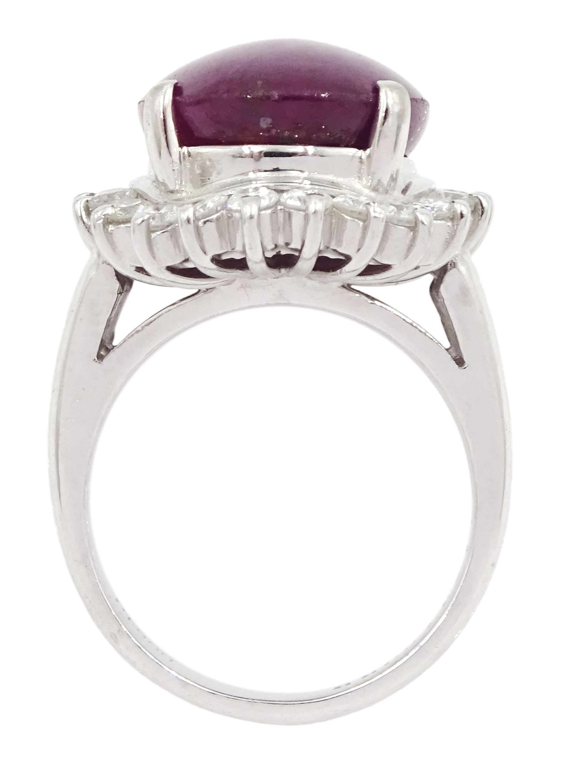 Platinum cabochon star ruby and round brilliant cut diamond cluster ring - Image 4 of 5