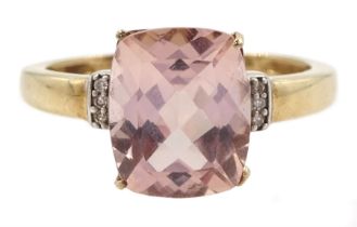 9ct gold single stone morganite ring