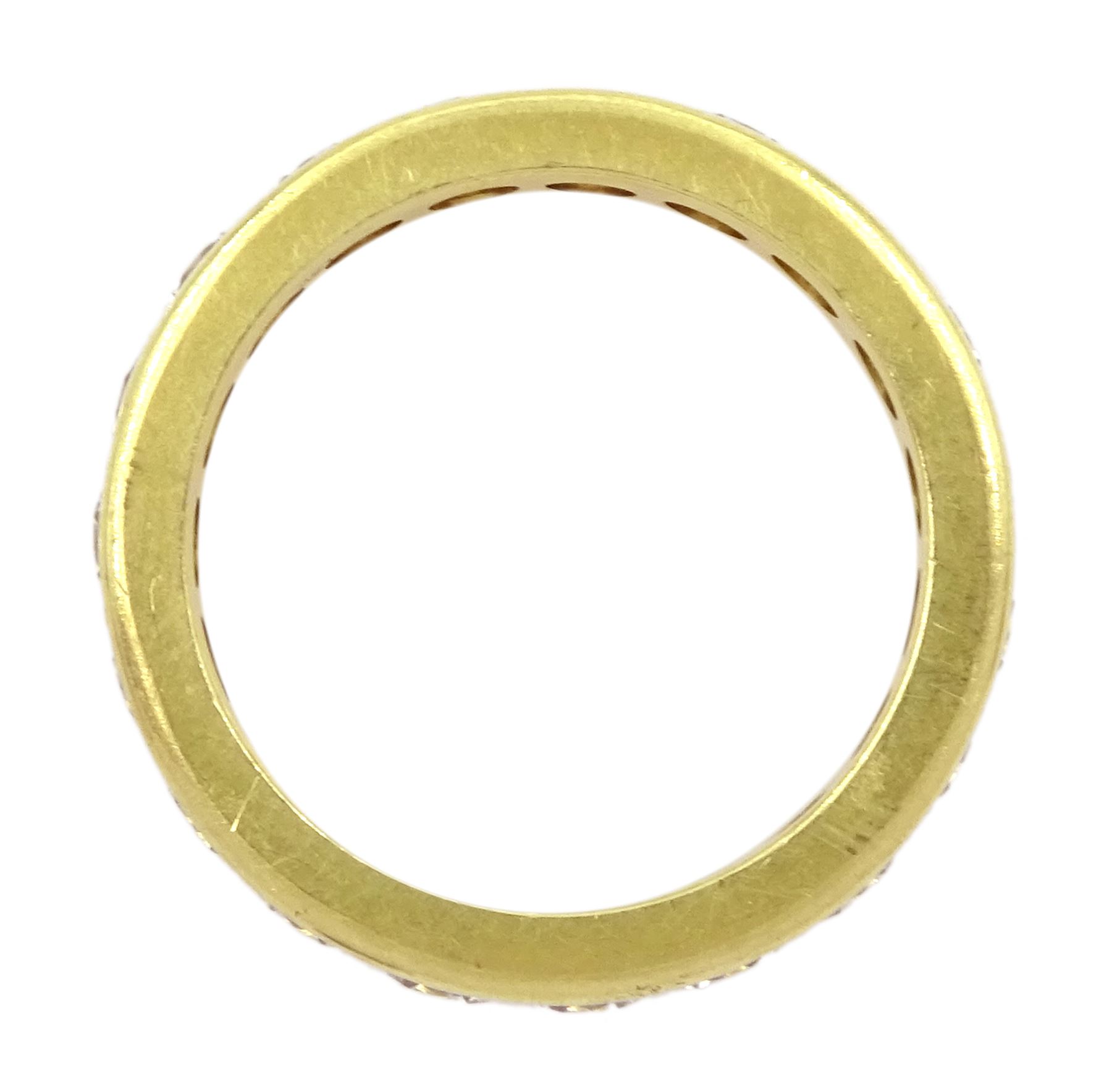 18ct gold round brilliant cut diamond full eternity ring - Image 4 of 5