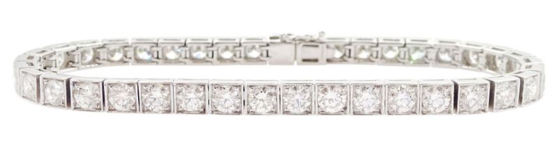 18ct white gold round brilliant cut diamond bracelet