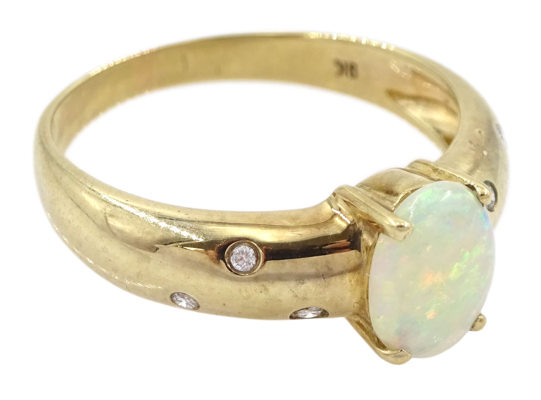 9ct gold opal ring - Image 3 of 4