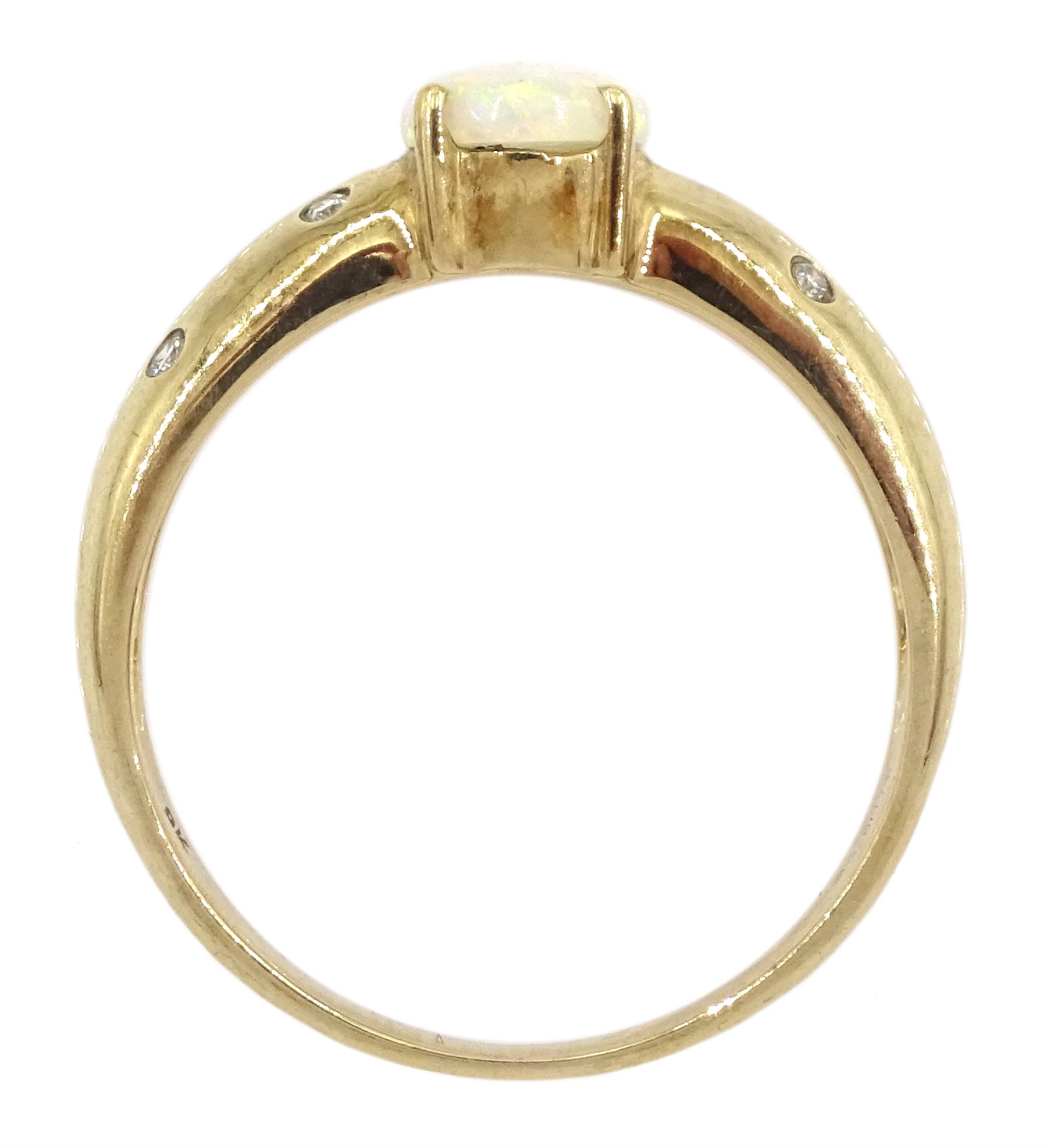 9ct gold opal ring - Image 4 of 4