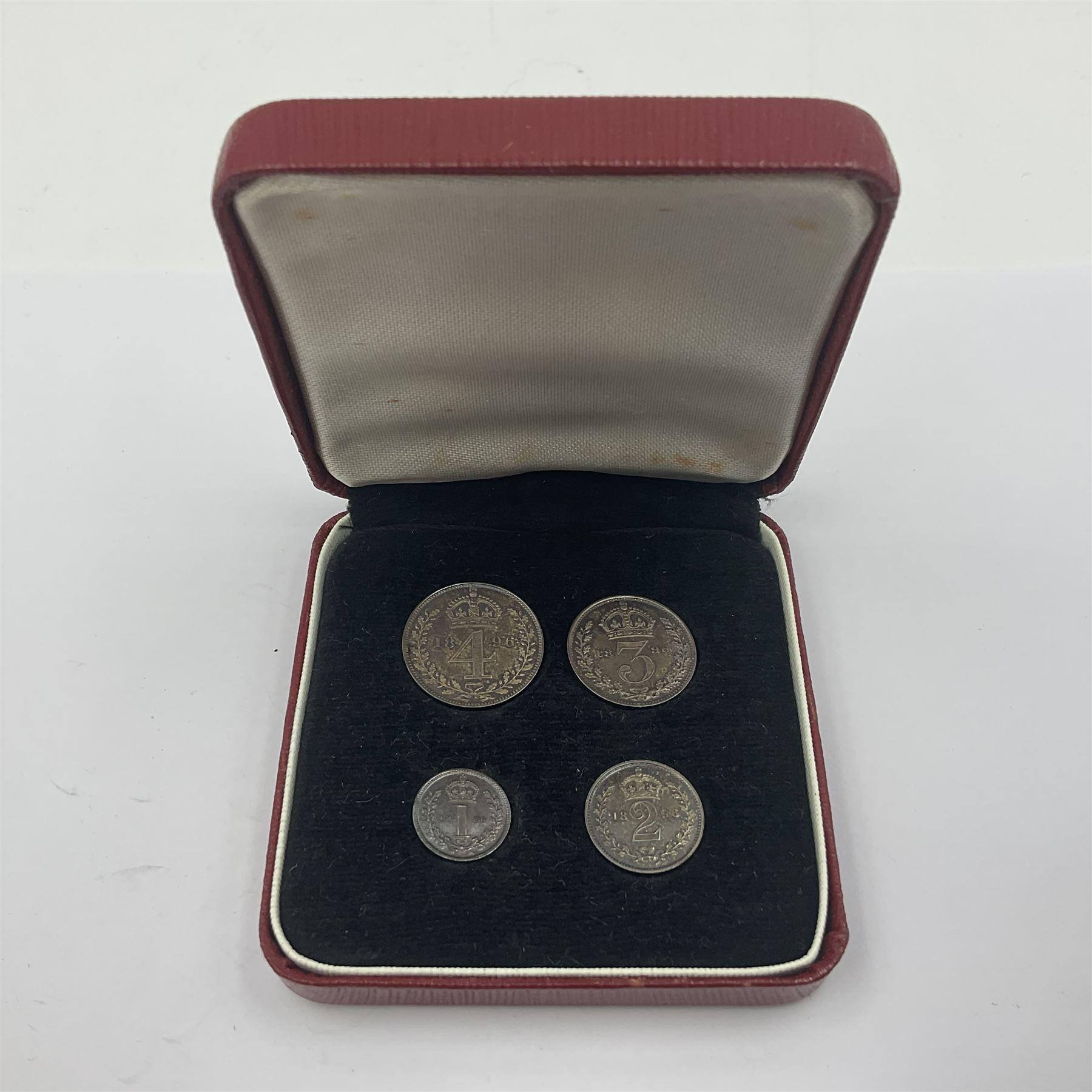 Queen Victoria 1896 maundy coin set - Image 2 of 3