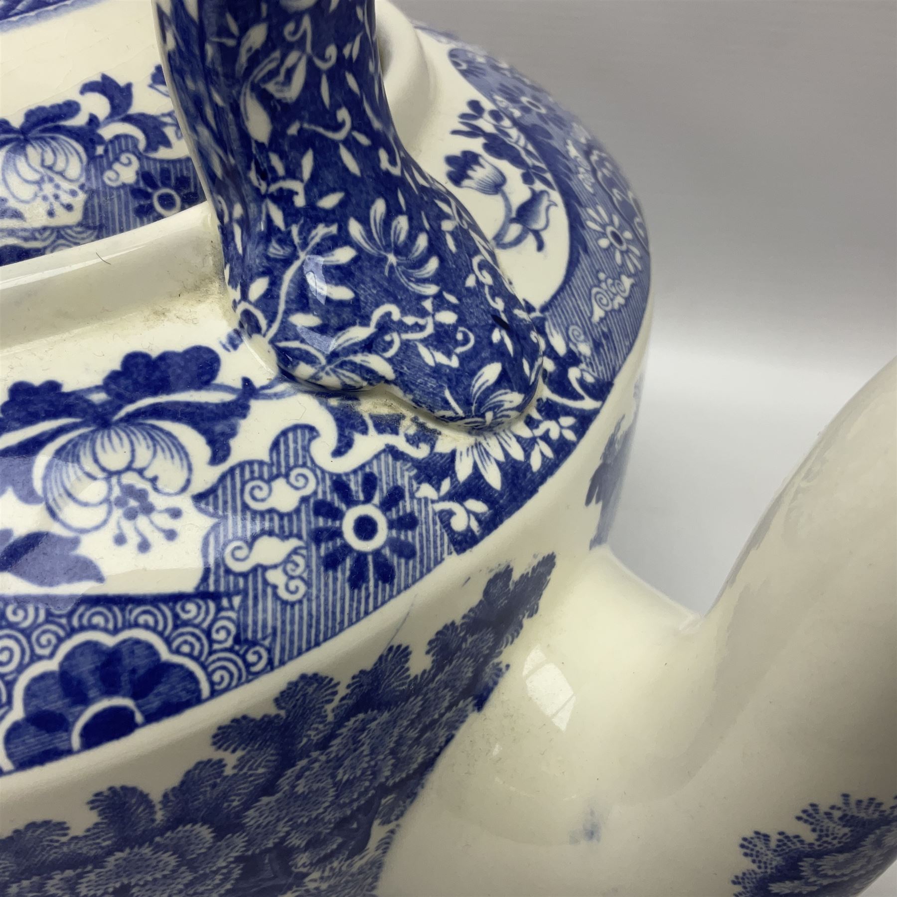 Spode blue and white kettle - Image 6 of 12