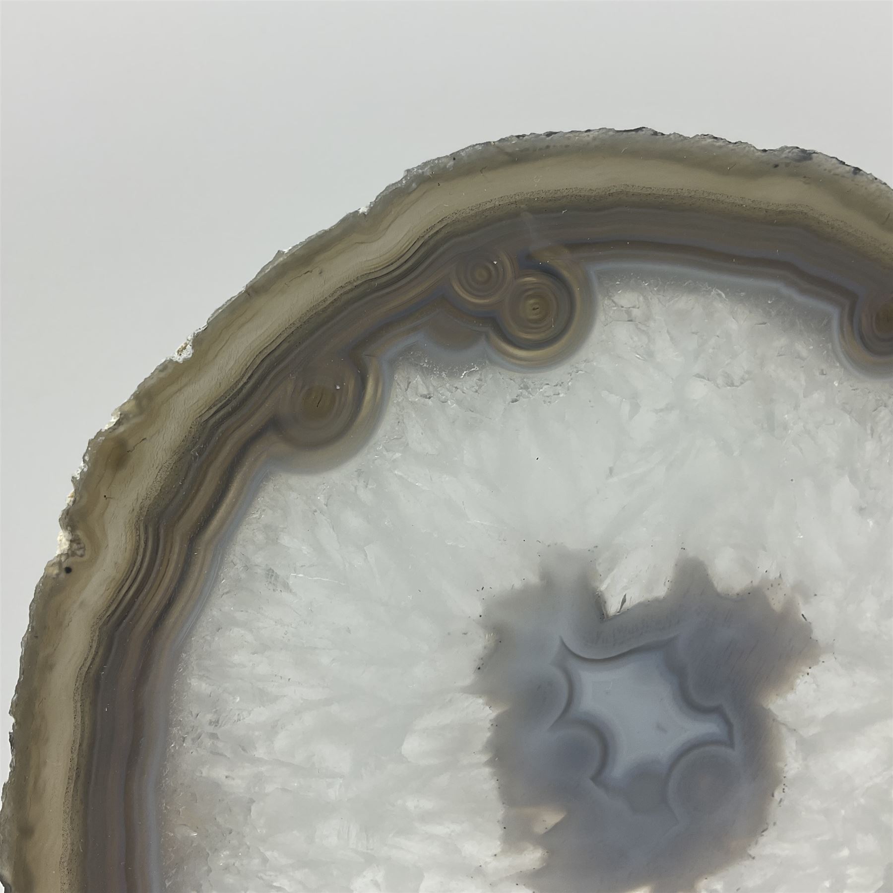 Pair of white agate slices - Image 4 of 8