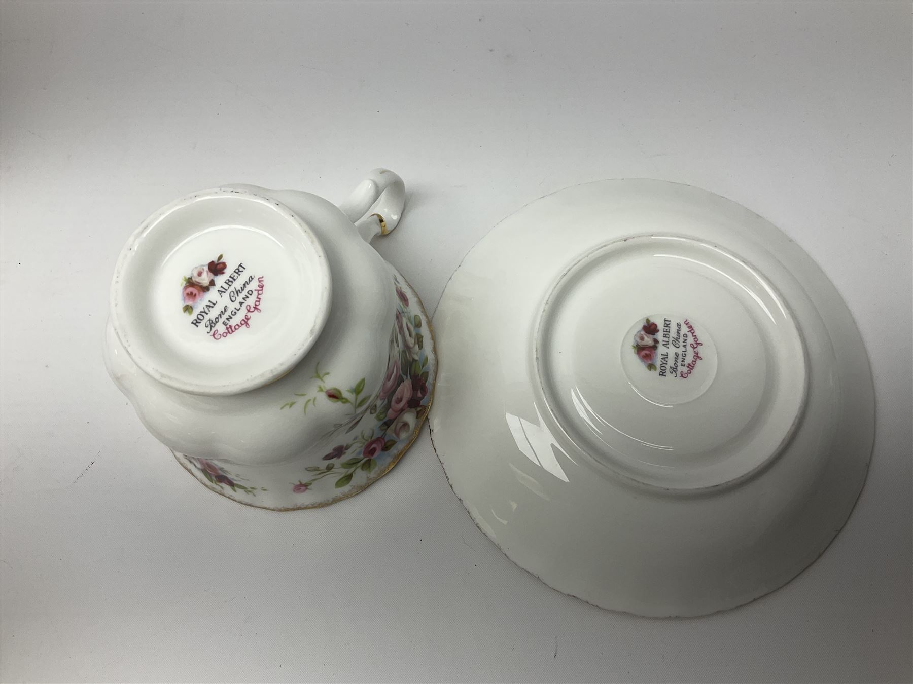Royal Albert Cottage Garden pattern tea service for six people - Image 4 of 10