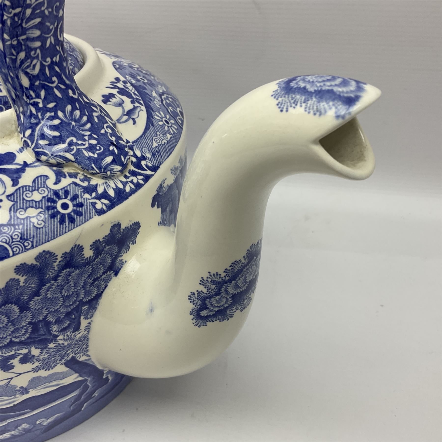 Spode blue and white kettle - Image 7 of 12