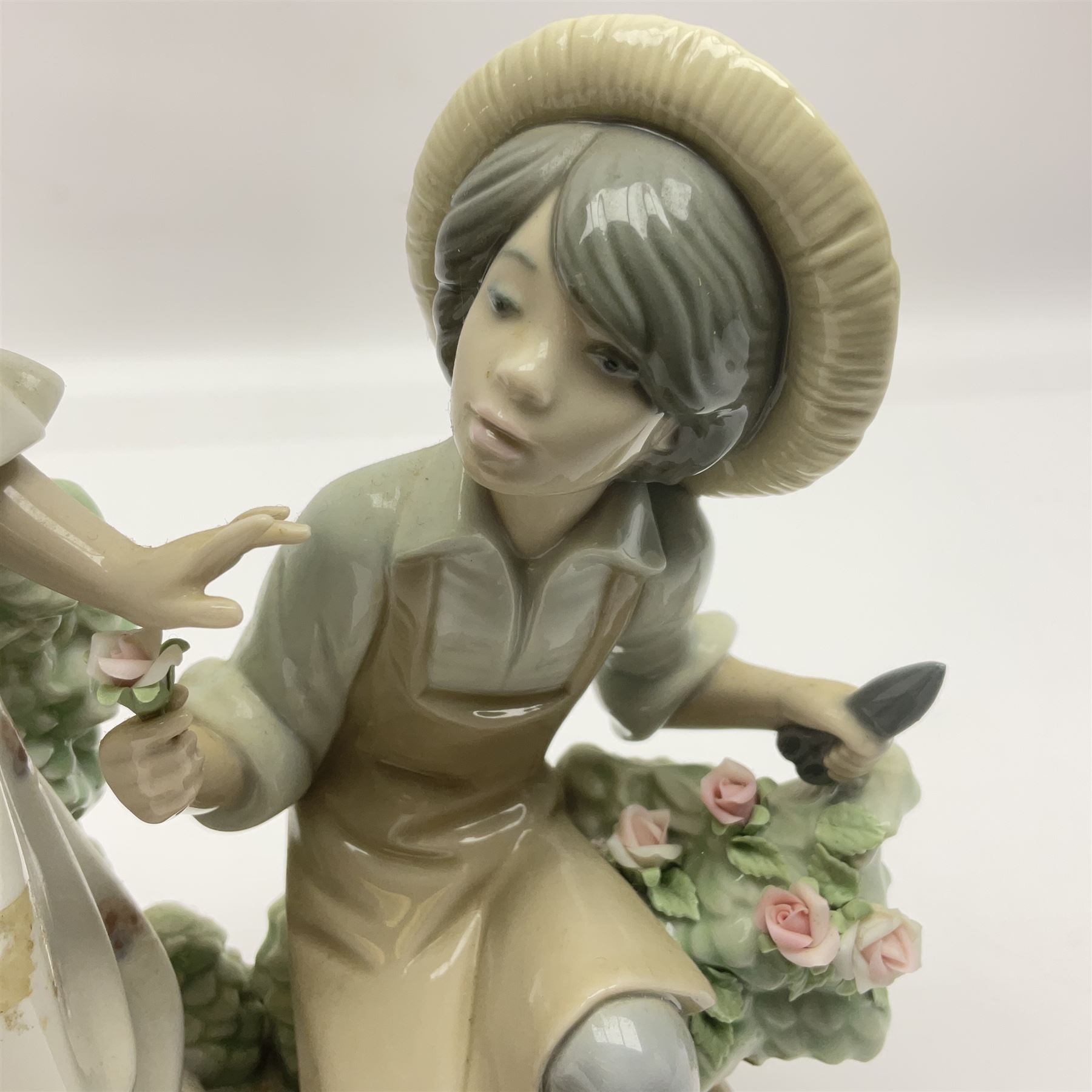 Lladro figure group For You - Image 5 of 11