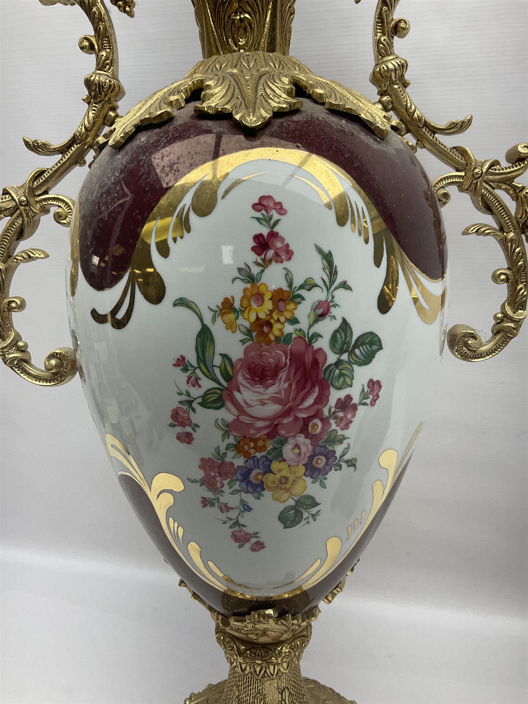 Twin handled vase - Image 10 of 17