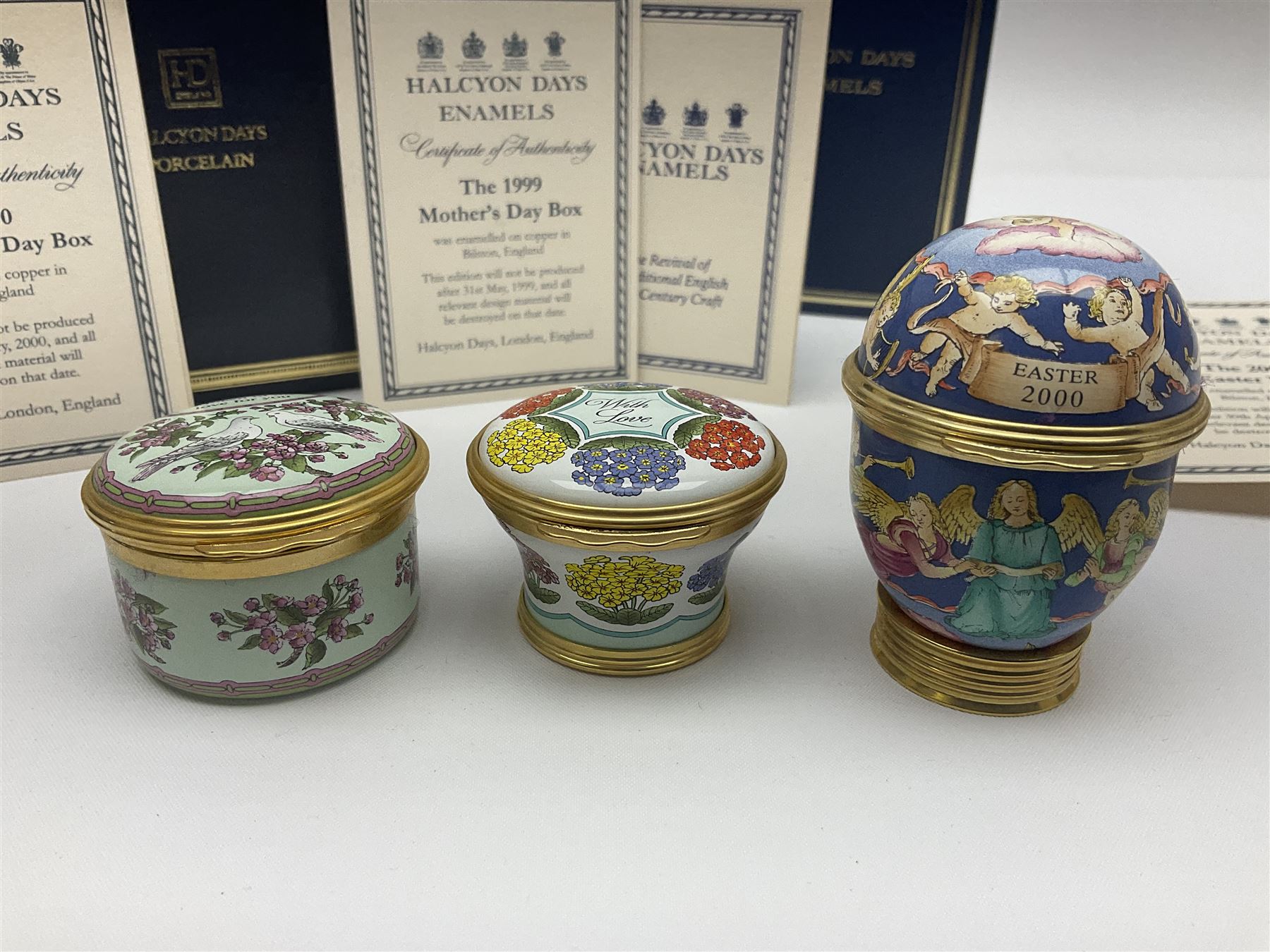 Five Halcyon Days enamel boxes - Image 7 of 14