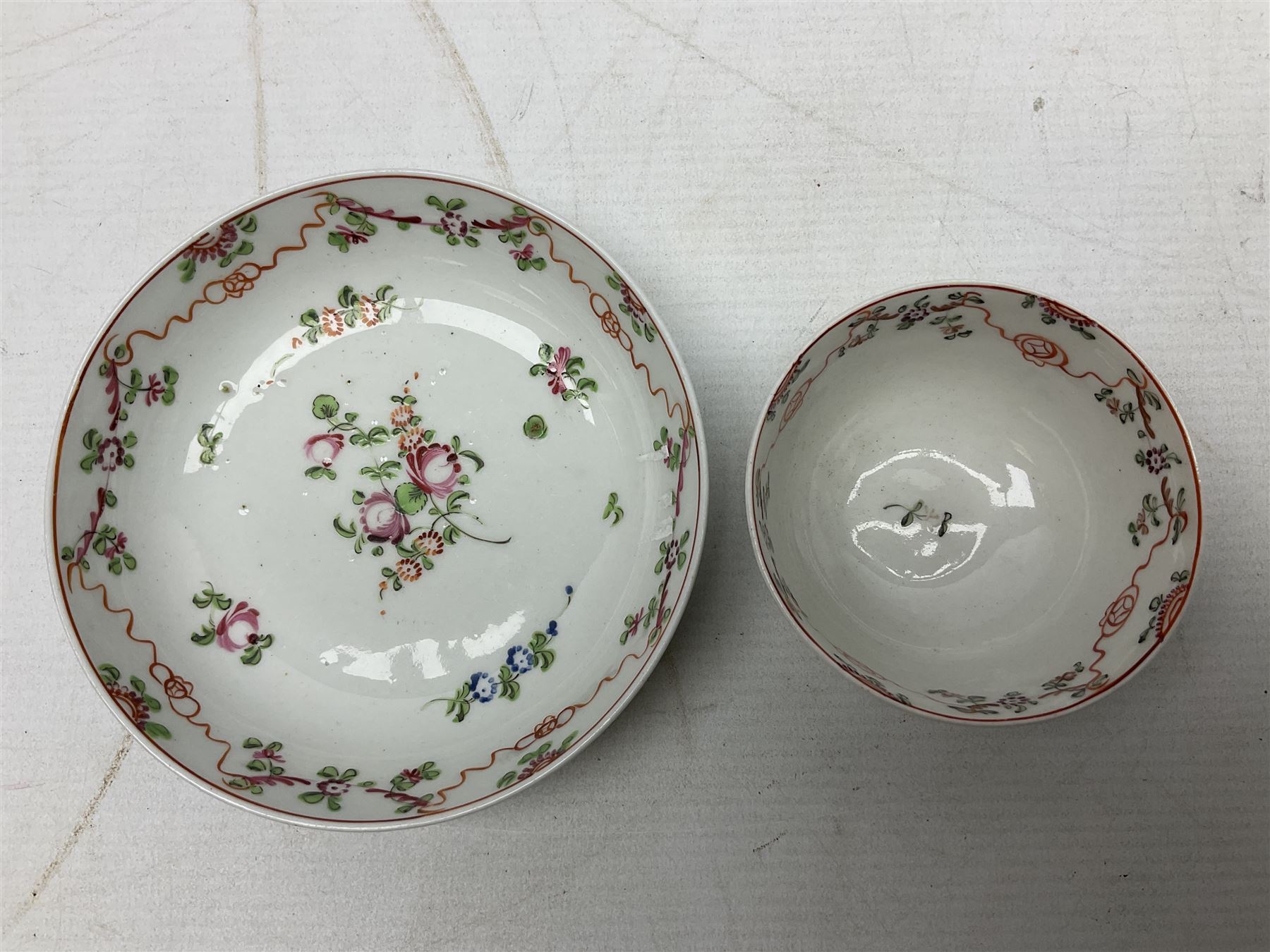 Two 18th century Newhall tea bowls and saucers - Image 7 of 19