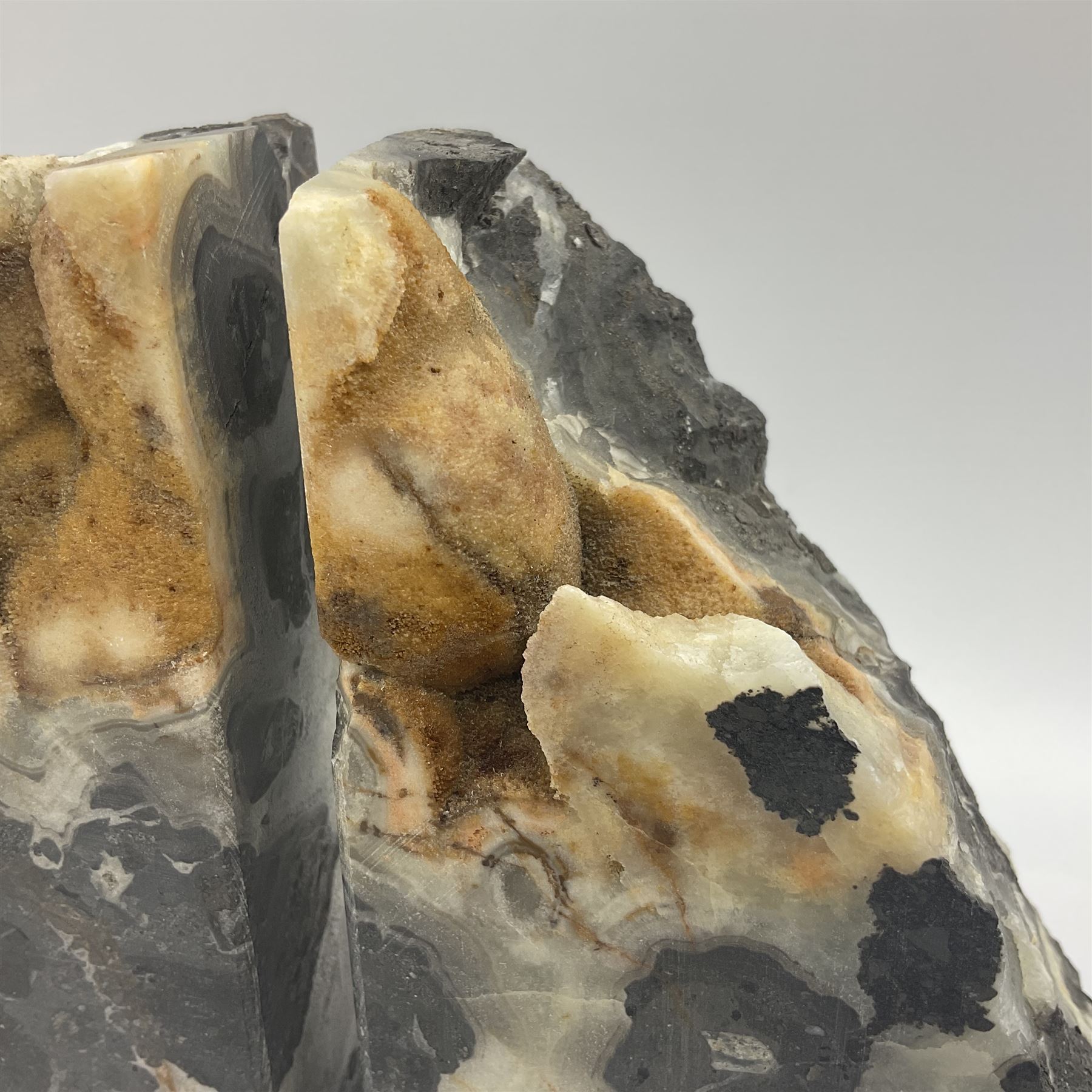 Pair of septarian onyx bookends of rectangular form with polished to three sides with a raw outer ed - Image 4 of 12