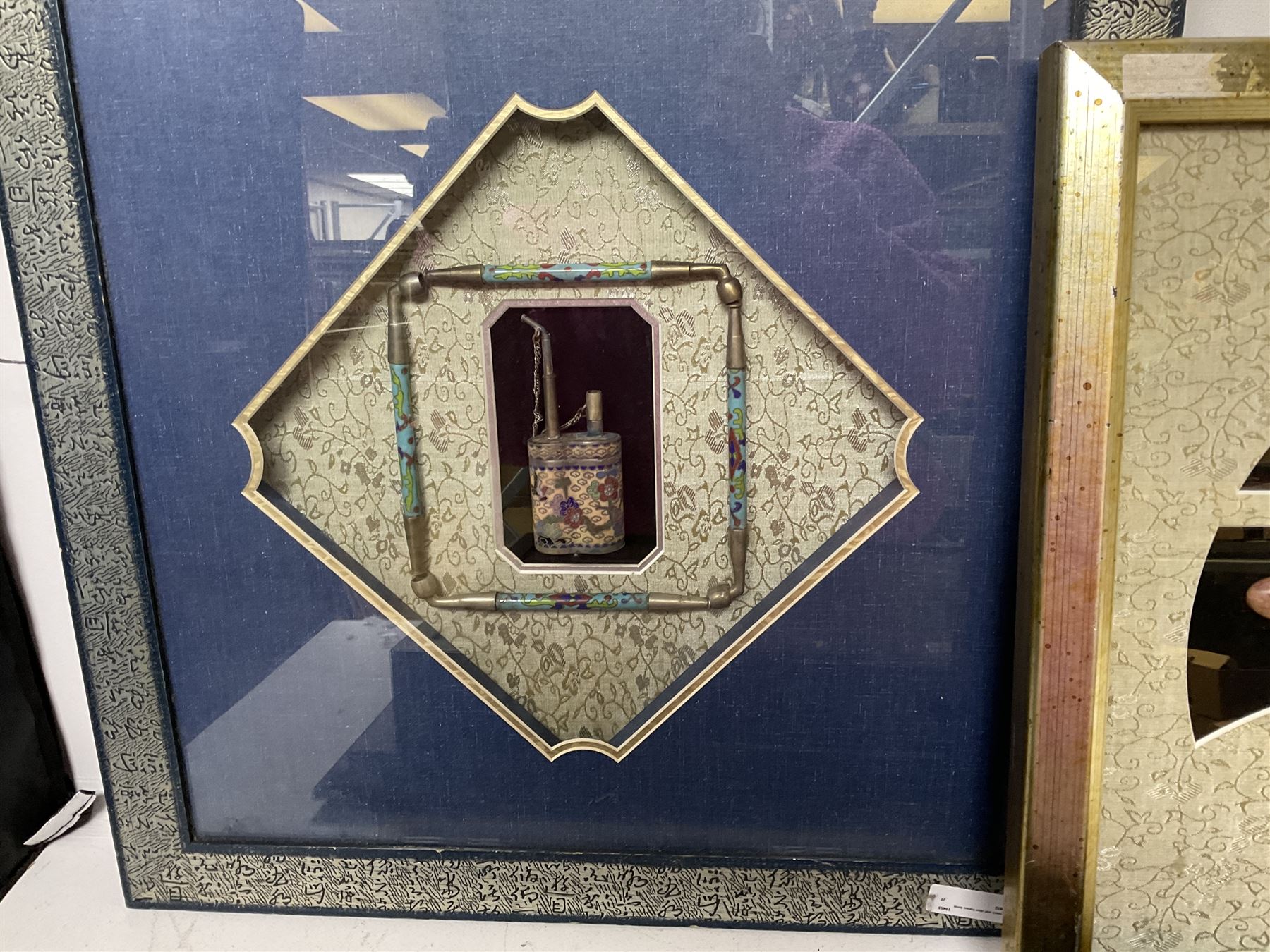Four framed displays of Oriental decorative items - Image 2 of 5