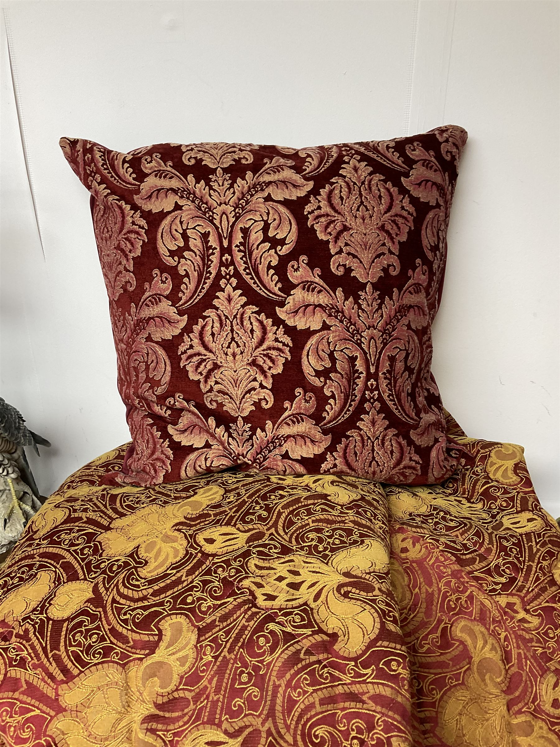 Quilted red and gold bedspread by Sandersons - Image 4 of 5