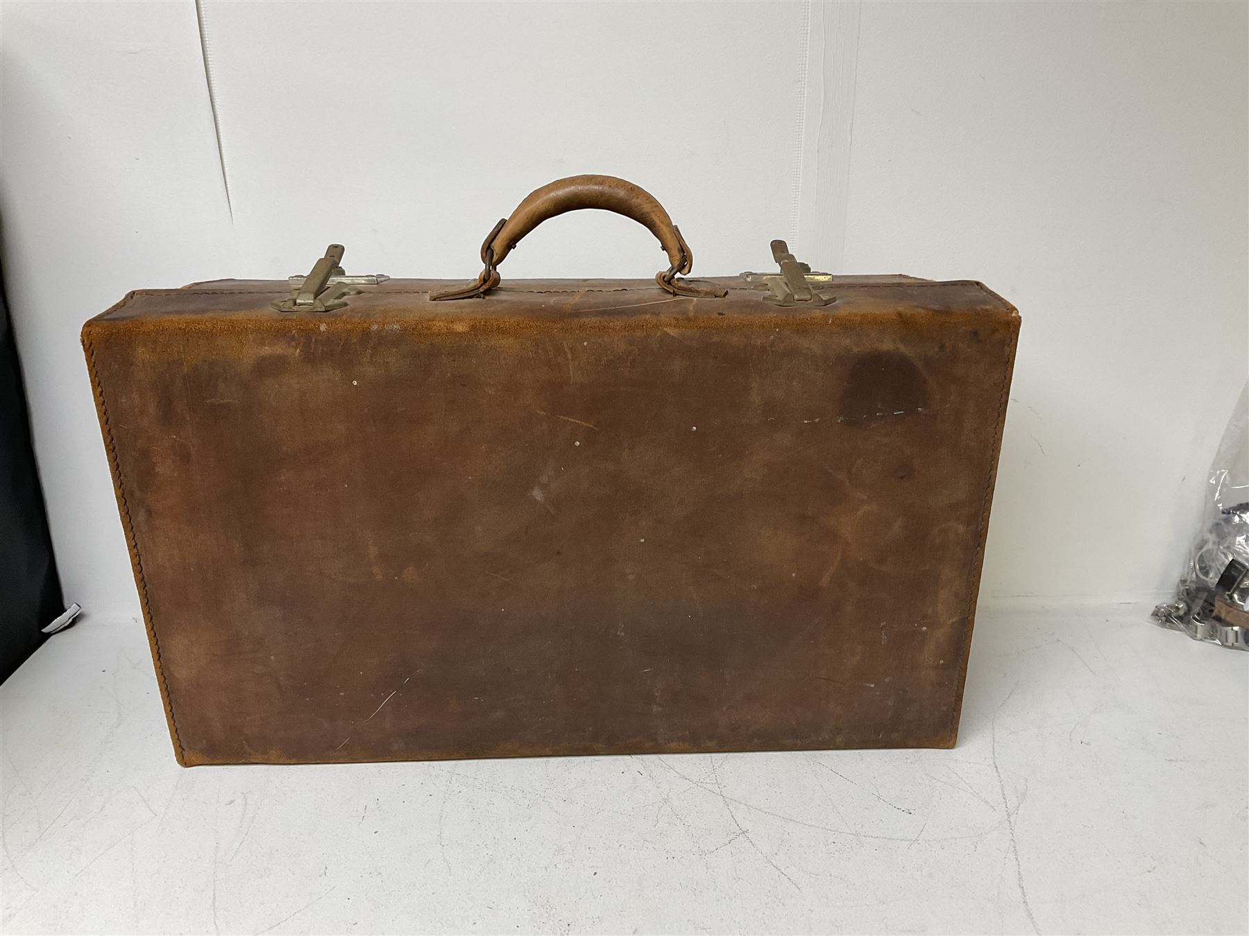 Three vintage leather suitcases - Image 6 of 6