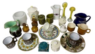 Collection of Hornsea pottery including heirloom pattern