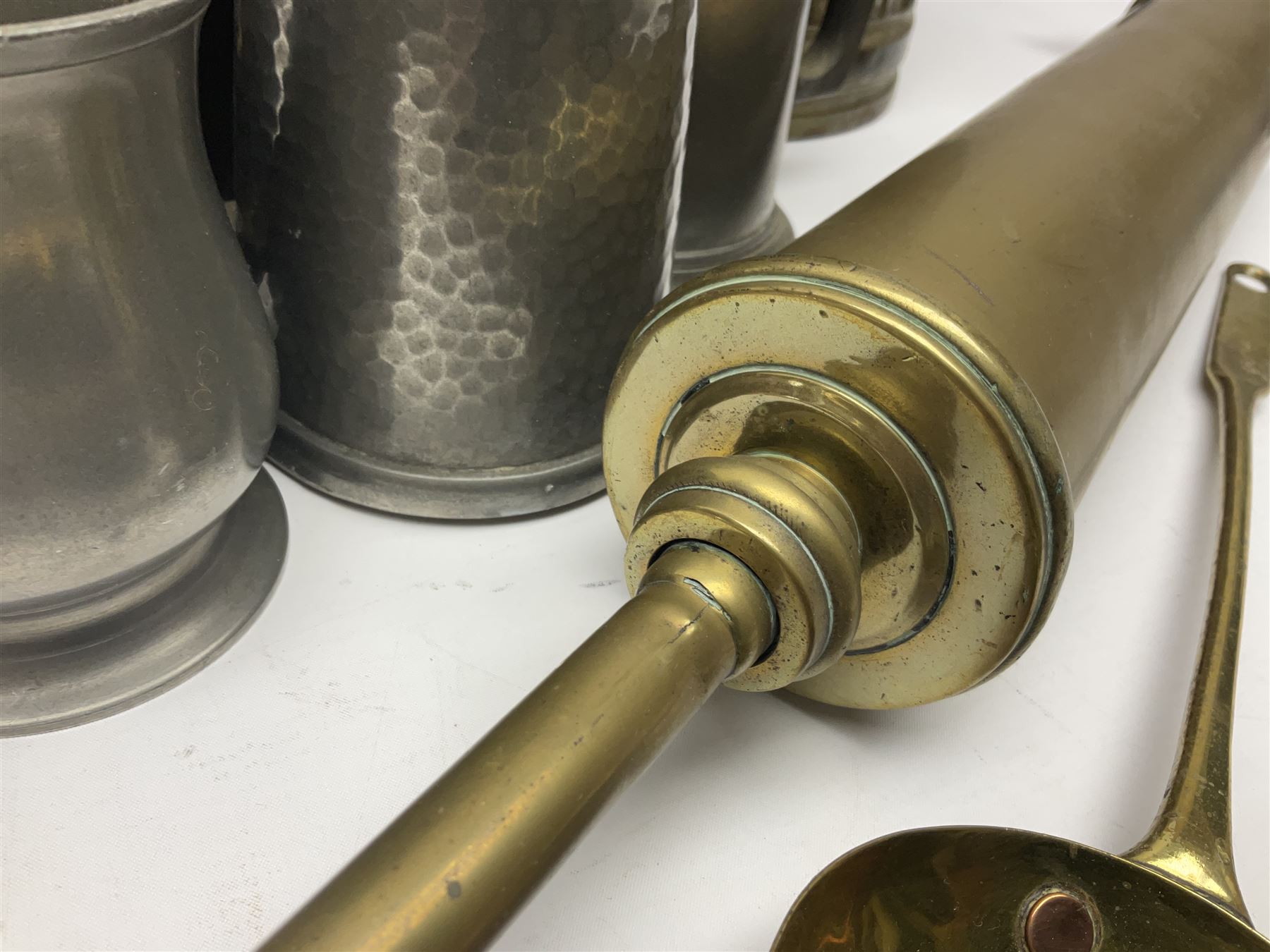 Victorian brass veterinary syringe - Image 7 of 9