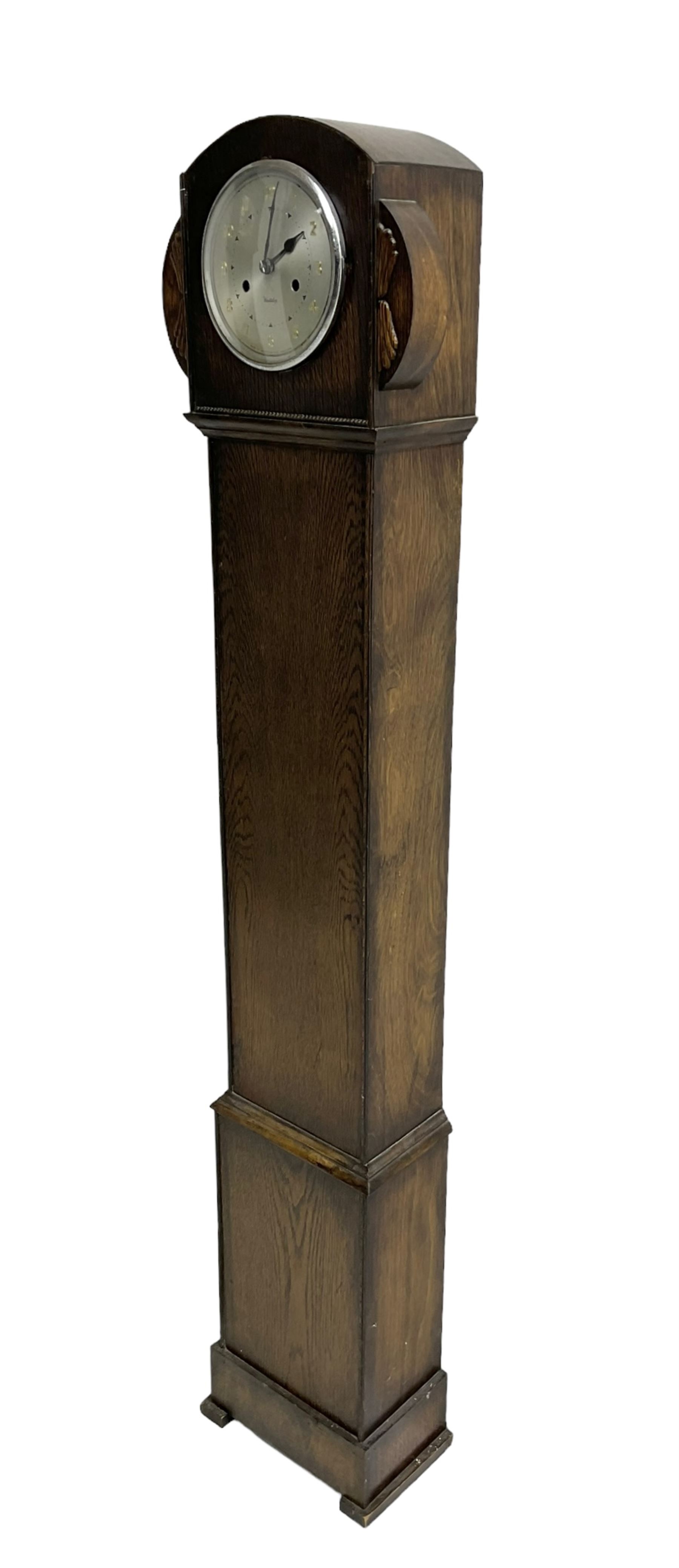 Westclox 1950’s 8-day grandmother clock in an oak case. No pendulum. - Image 2 of 5