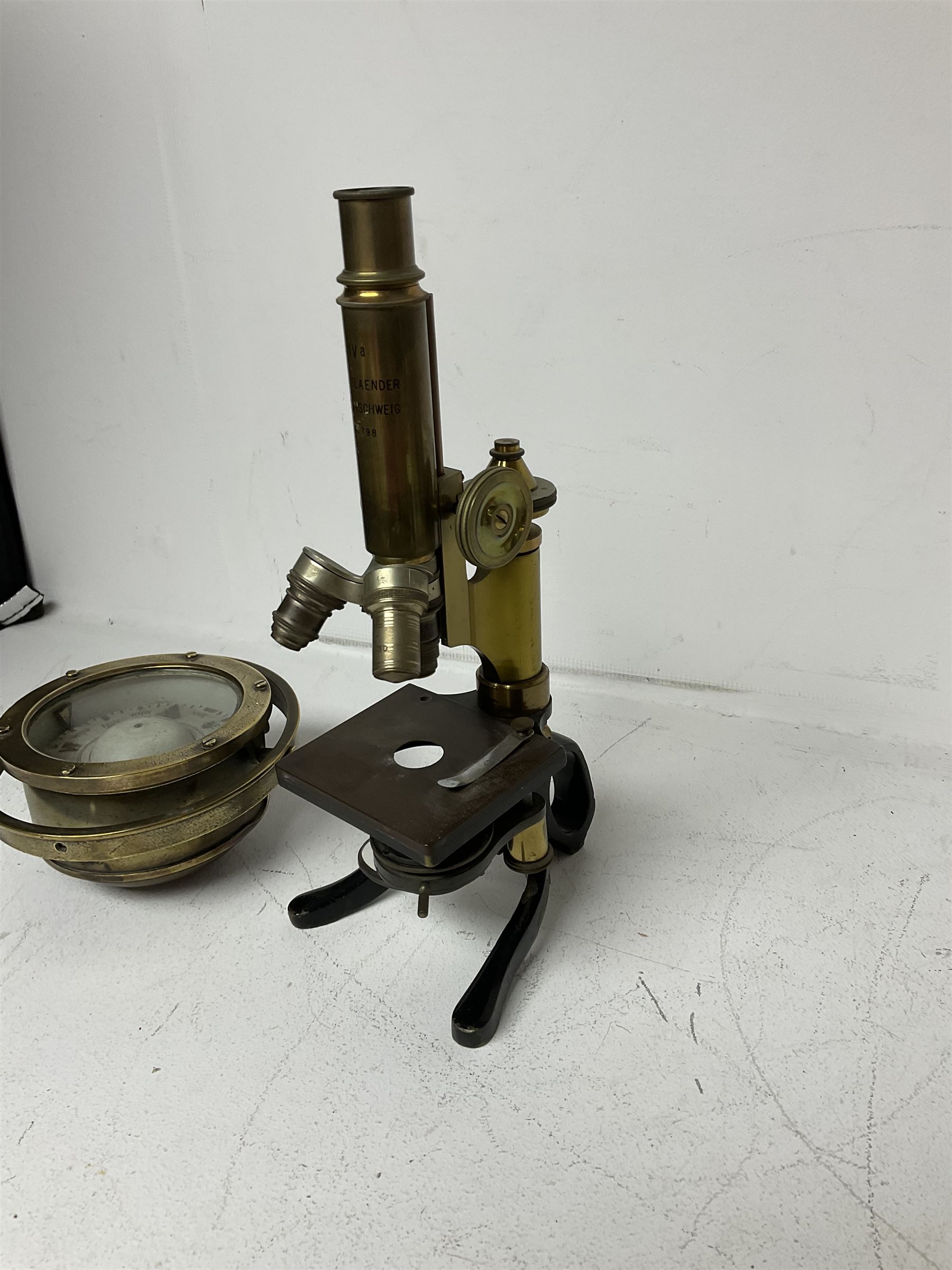 Early 20th century lacquered brass microscope stamped 'VOIGTLAENDER BRAUNSCHWEIG no 798' and Sestrel - Image 2 of 4