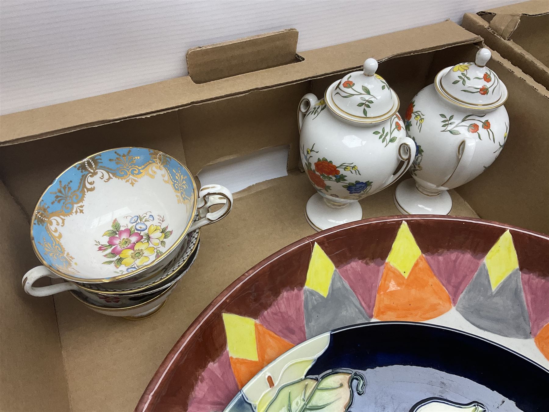 Roslyn China teawares - Image 8 of 10