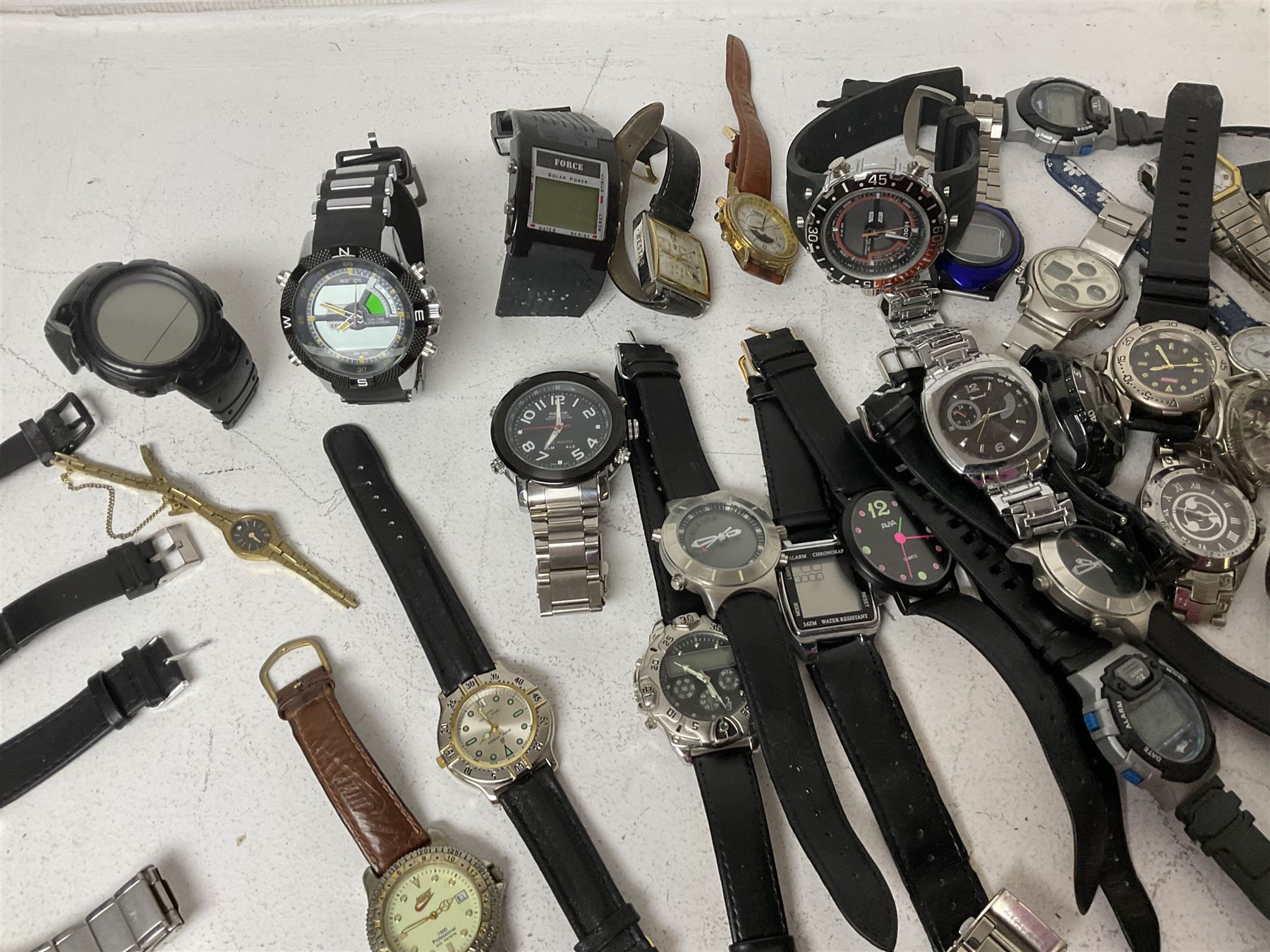 Collection of gentleman's wristwatches - Image 4 of 6