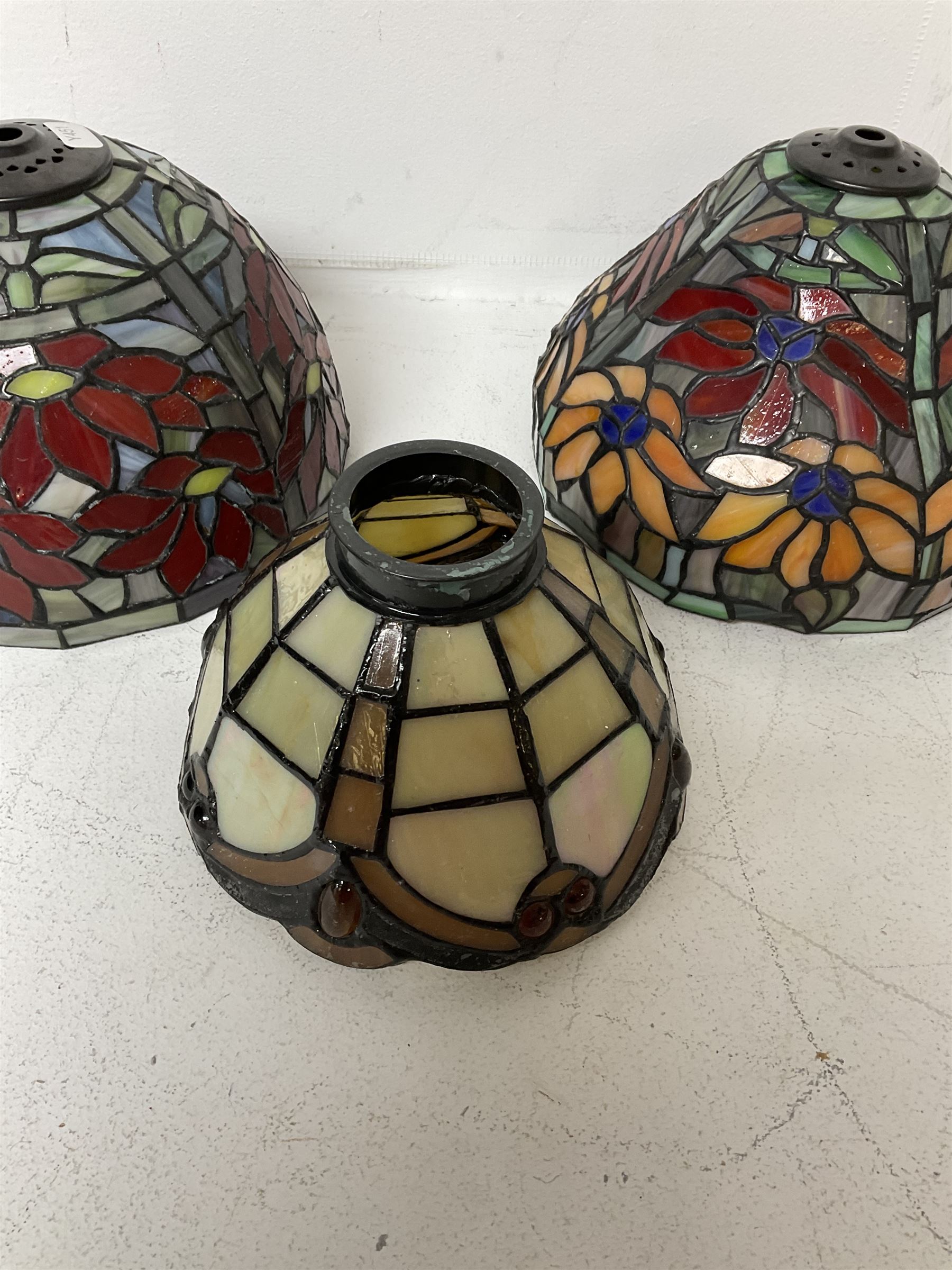 Three Tiffany style lamp shades - Image 5 of 6