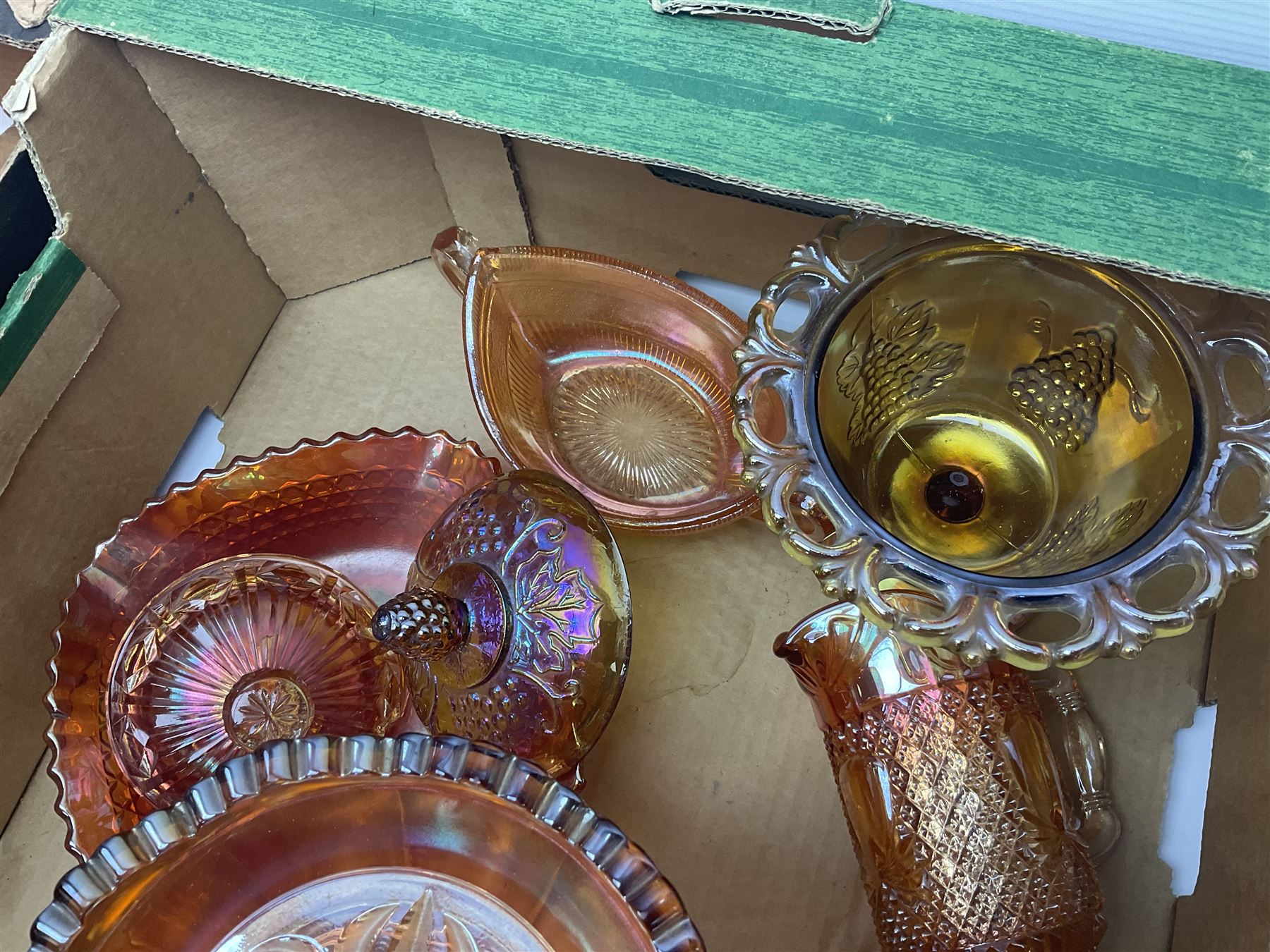 Collection of orange carnival glass - Image 5 of 7