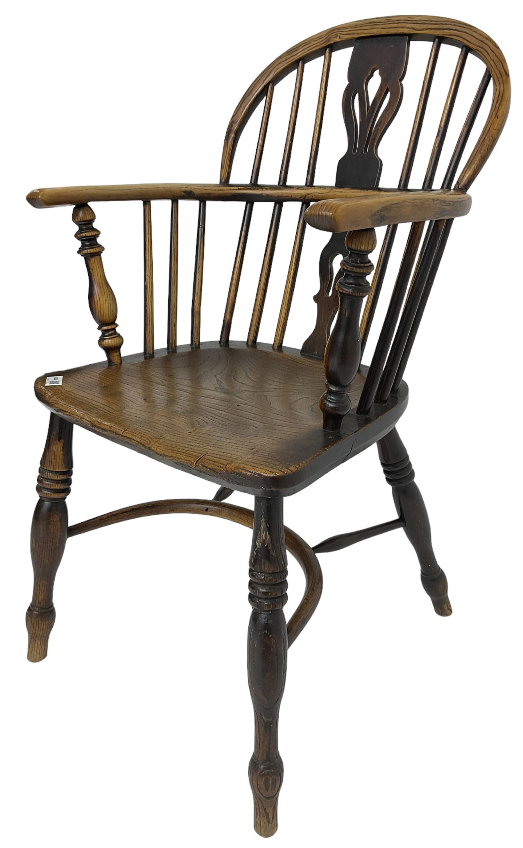 19th century elm and ash Windsor armchair - Image 2 of 7