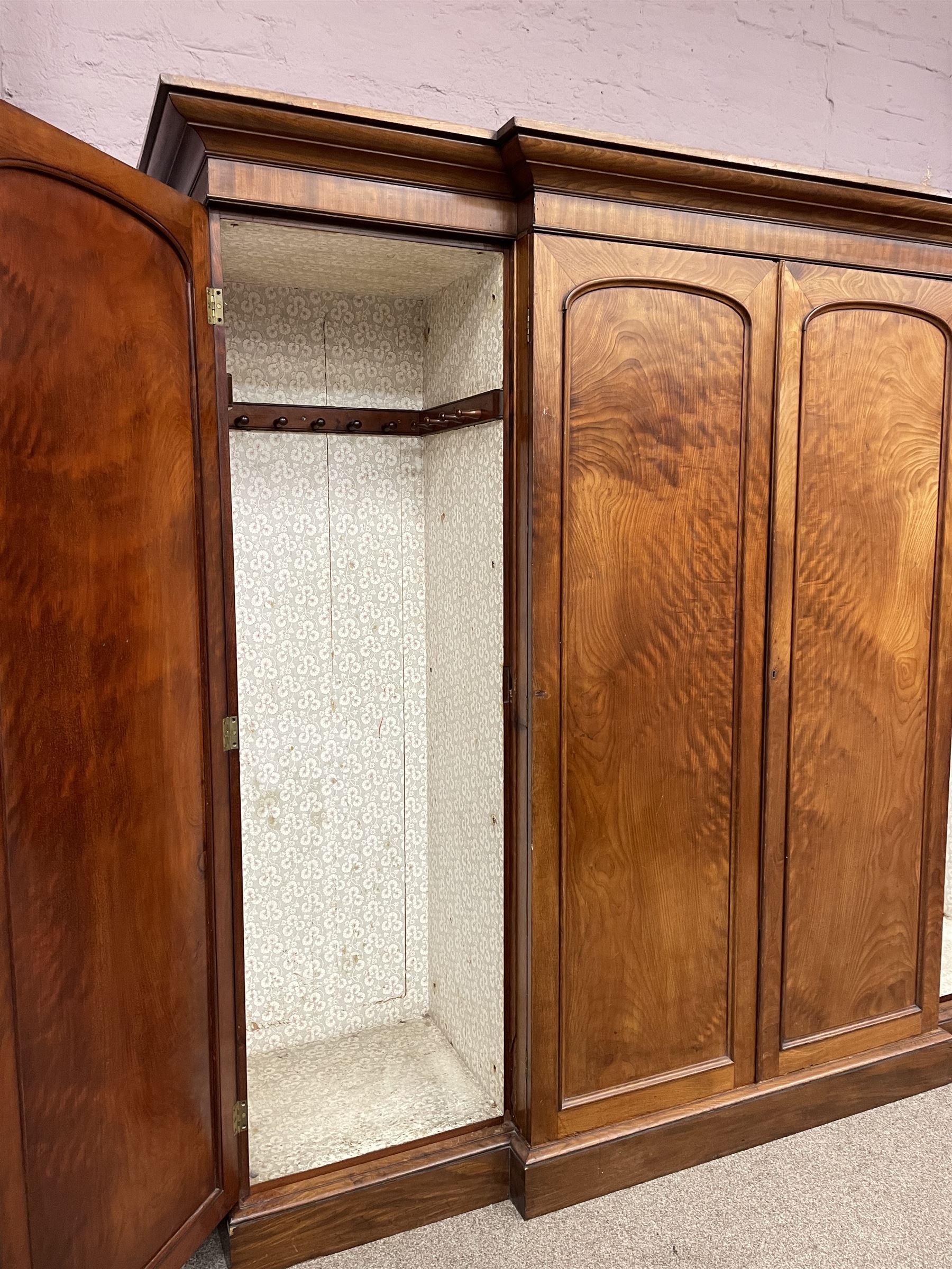 19th century figured mahogany quadruple breakfront press wardrobe - Image 14 of 16