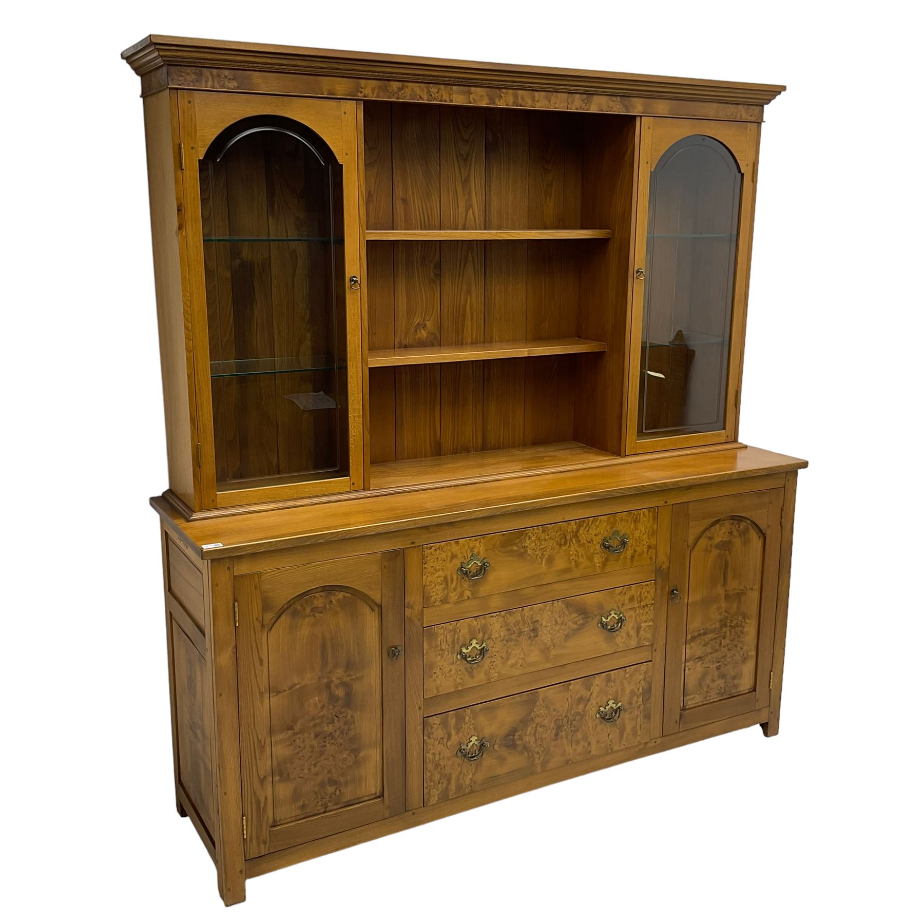 David Shackleton of Snainton - highly figured elm dresser - Image 6 of 8